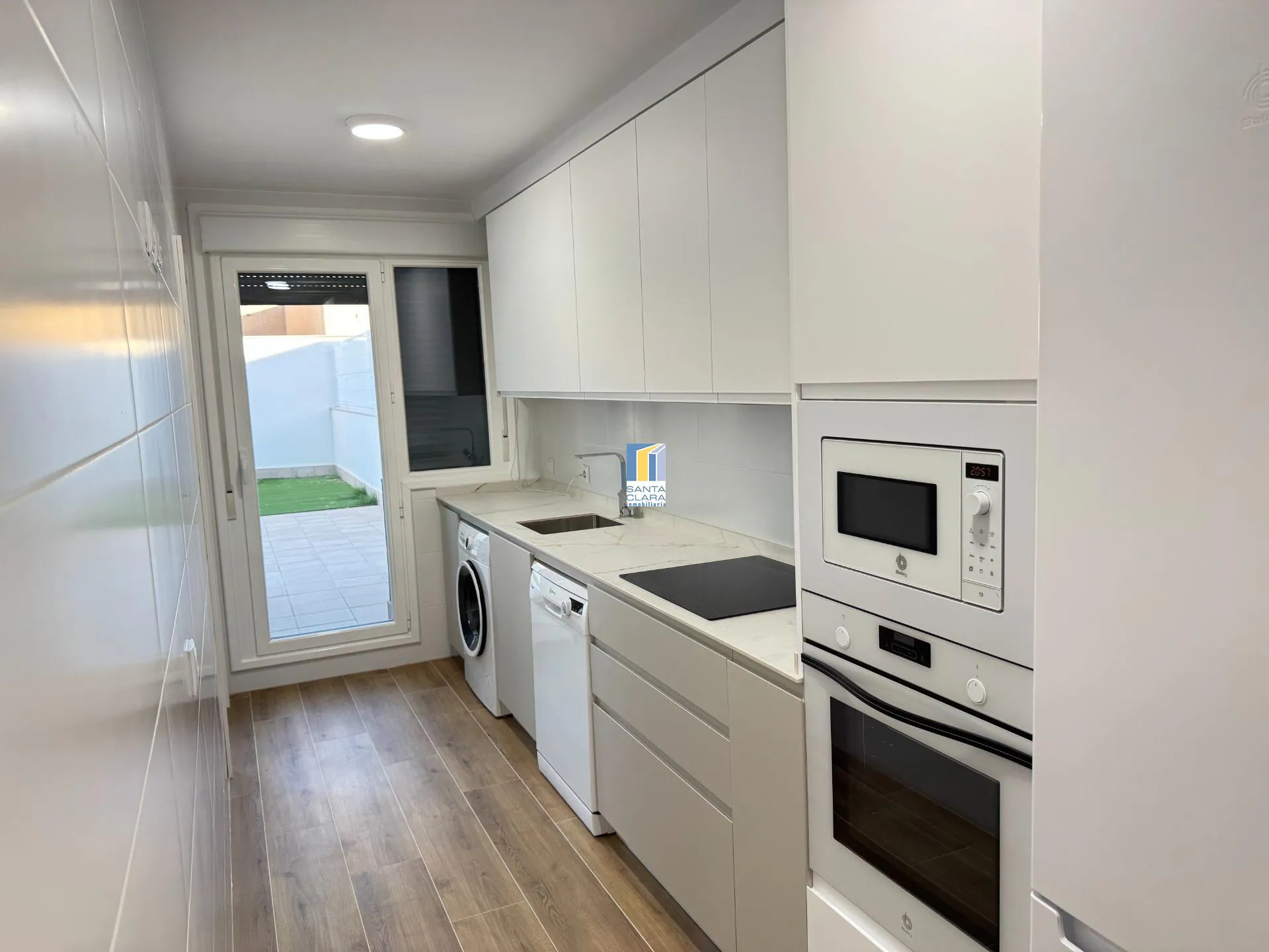 CHALETS UNIFAMILIARES DE OBRA NUEVA EN VENTA, EN ZONA VISTALEGRE, ZAMORA. - Inmobiliaria Santa Clara en Zamora - Miniatura 6