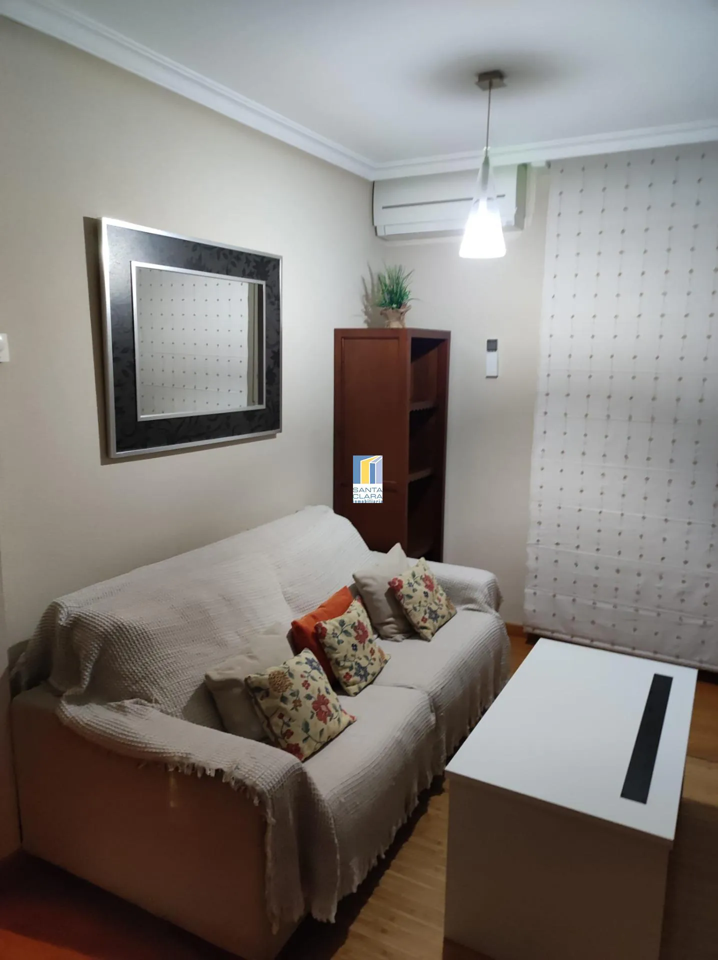 APARTAMENTO ÁTICO DÚPLEX EN ALQUILER CON UN DORMITORIO EN ZONA LOS BLOQUES (ZAMORA). - Inmobiliaria Santa Clara en Zamora - Miniatura 5