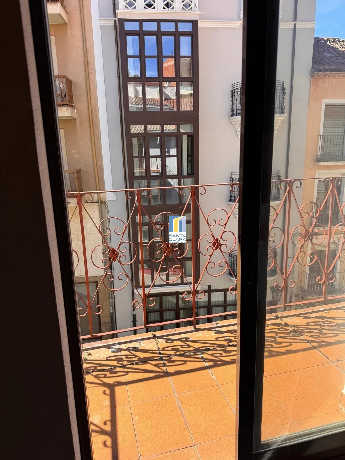 EDIFICIO EN VENTA JUNTO A LA PLAZA MAYOR, PLENO CENTRO DE ZAMORA. - Inmobiliaria Santa Clara en Zamora - Miniatura 12