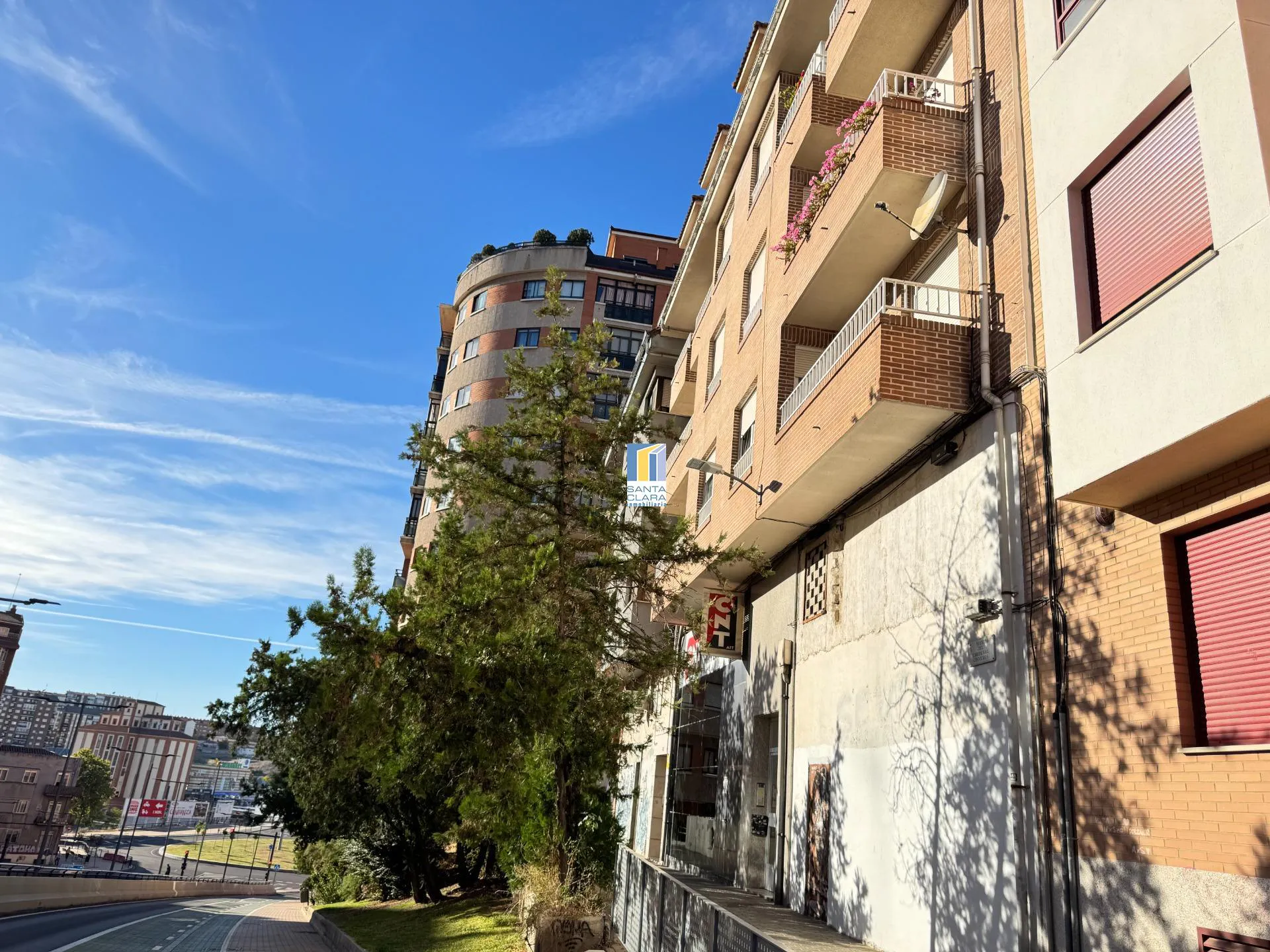 PISO EN ALQUILER DE 3 DORMITORIOS, 2 BAÑOS Y PLAZA DE GARAJE EN ZONA PANTOJA, ZAMORA. - Inmobiliaria Santa Clara en Zamora - Miniatura 18