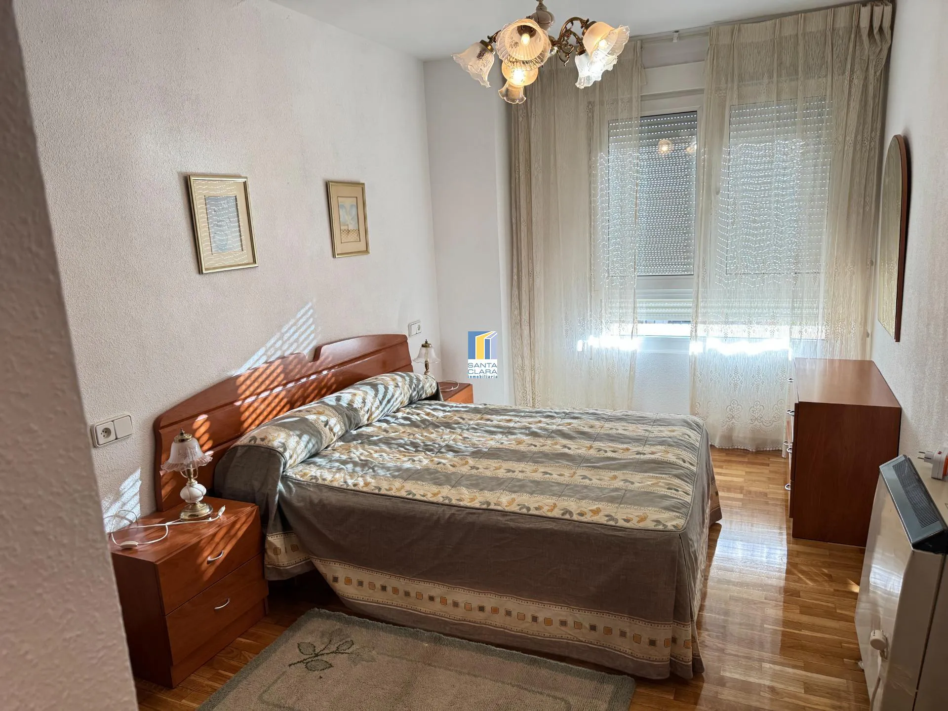PISO EN ALQUILER DE 3 DORMITORIOS, 2 BAÑOS Y PLAZA DE GARAJE EN ZONA PANTOJA, ZAMORA. - Inmobiliaria Santa Clara en Zamora - Miniatura 5