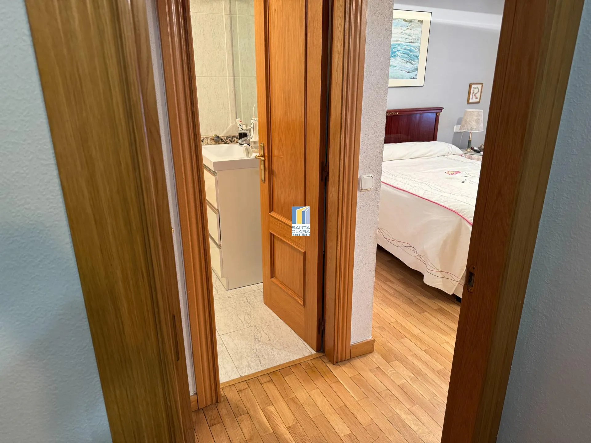 PISO EN VENTA CON 3 DORMITORIOS, 2 BAÑOS Y TRASTERO EN ZONA CANDELARIA, ZAMORA - Inmobiliaria Santa Clara en Zamora - Miniatura 11