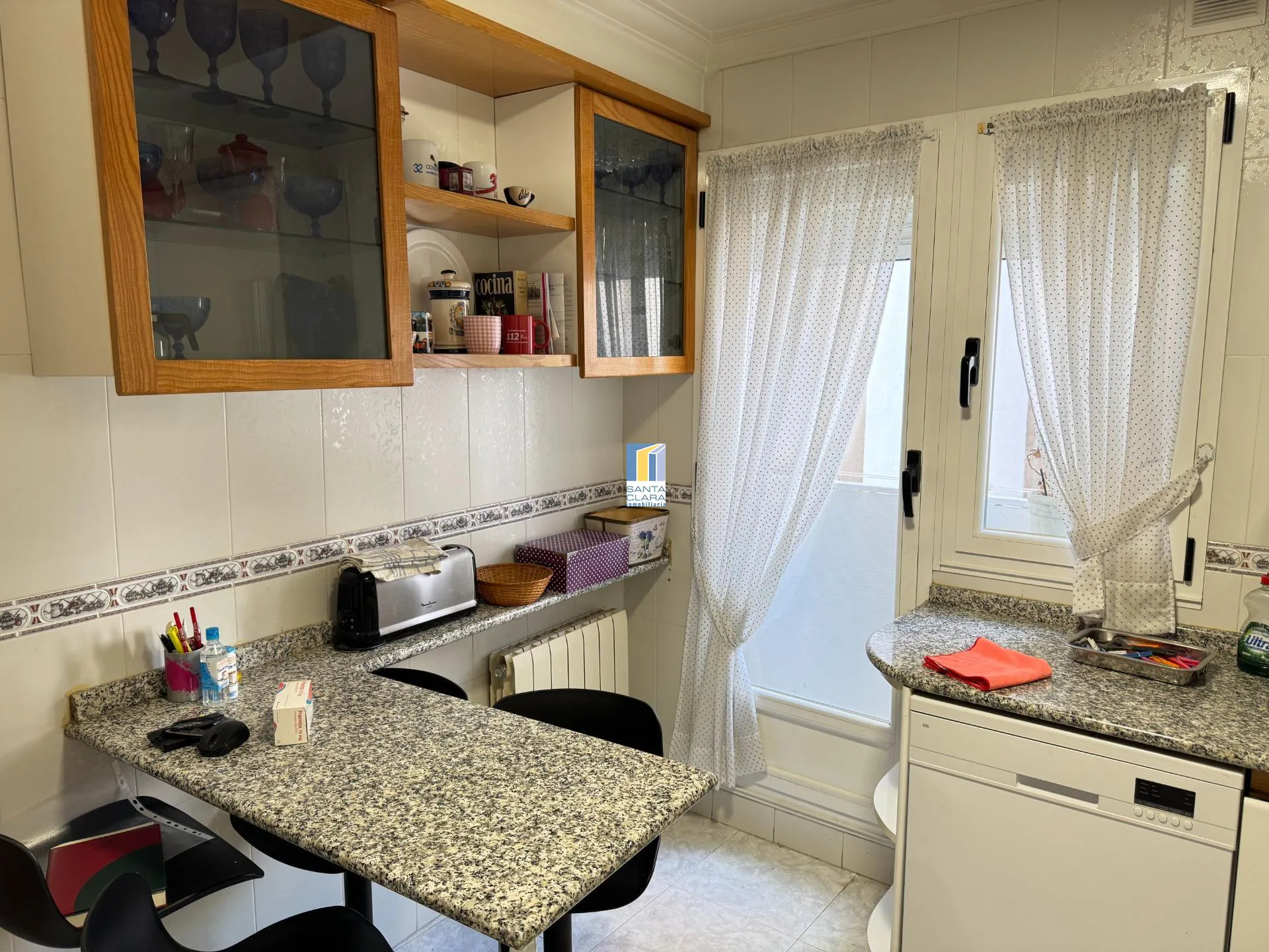 PISO EN VENTA CON 3 DORMITORIOS, 2 BAÑOS Y TRASTERO EN ZONA CANDELARIA, ZAMORA - Inmobiliaria Santa Clara en Zamora - Miniatura 6