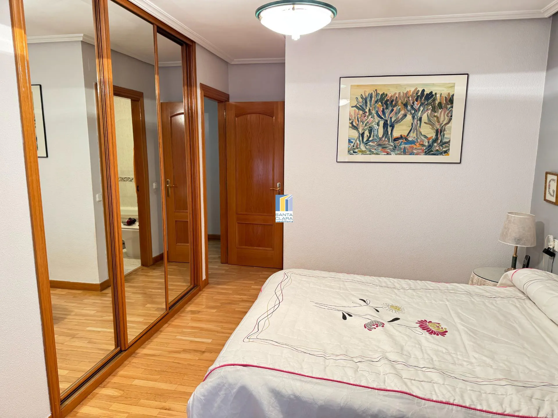 PISO EN VENTA CON 3 DORMITORIOS, 2 BAÑOS Y TRASTERO EN ZONA CANDELARIA, ZAMORA - Inmobiliaria Santa Clara en Zamora - Miniatura 9