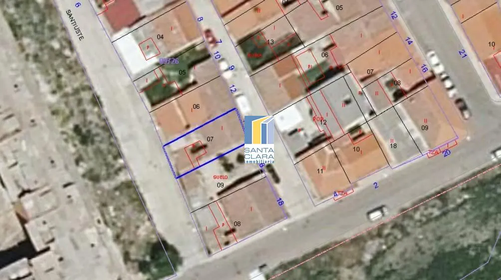 CASA EN VENTA PARA REFORMAR CON SALIDA A DOS CALLES EN ZONA EL SEPULCRO, ZAMORA - Inmobiliaria Santa Clara en Zamora - Miniatura 4