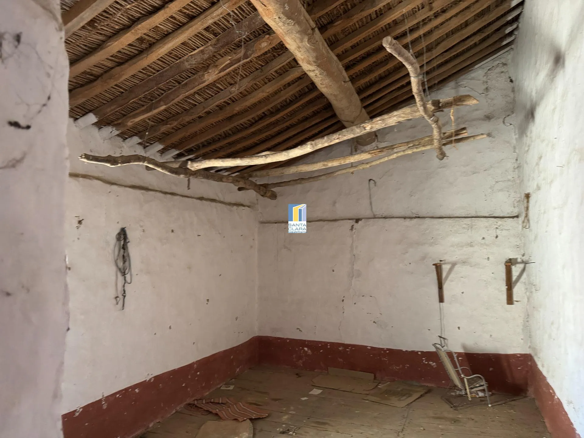 CASA EN VENTA PARA REFORMAR EN ASPARIEGOS (ZAMORA) - Inmobiliaria Santa Clara en Zamora - Miniatura 10