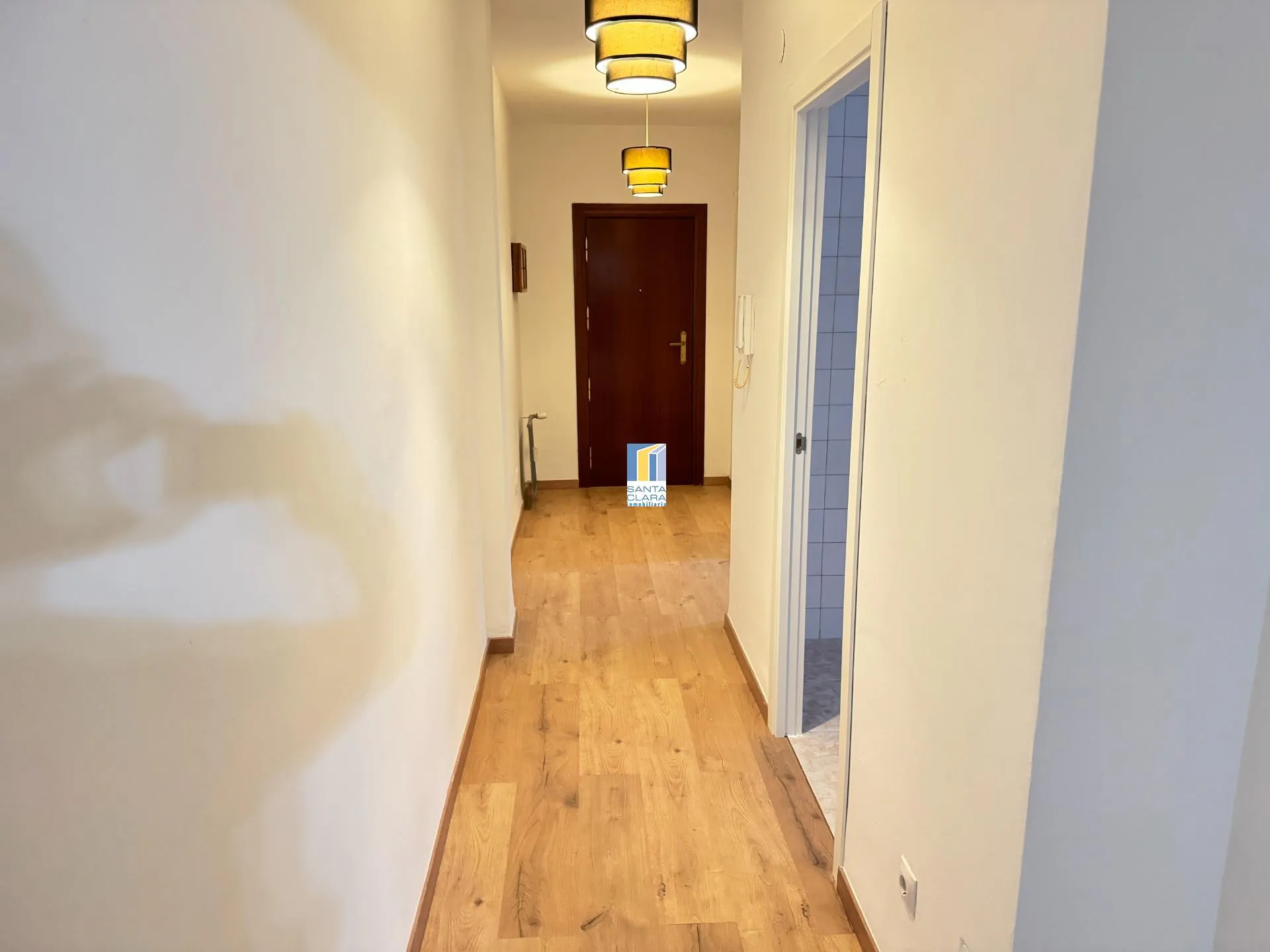 PISO EN VENTA CON 3 DORMITORIOS, TERRAZA Y GARAJE EN ZONA CANDELARIA, ZAMORA - Inmobiliaria Santa Clara en Zamora - Miniatura 5