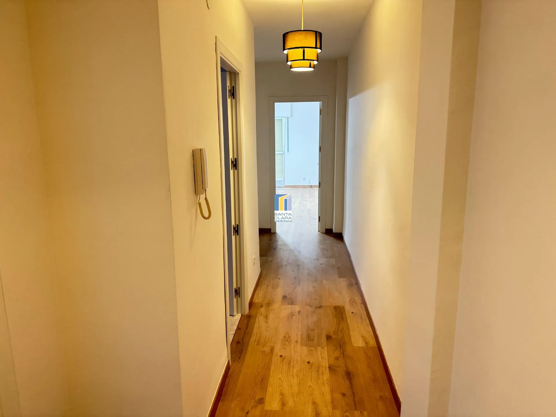 PISO EN VENTA CON 3 DORMITORIOS, TERRAZA Y GARAJE EN ZONA CANDELARIA, ZAMORA - Inmobiliaria Santa Clara en Zamora - Miniatura 7