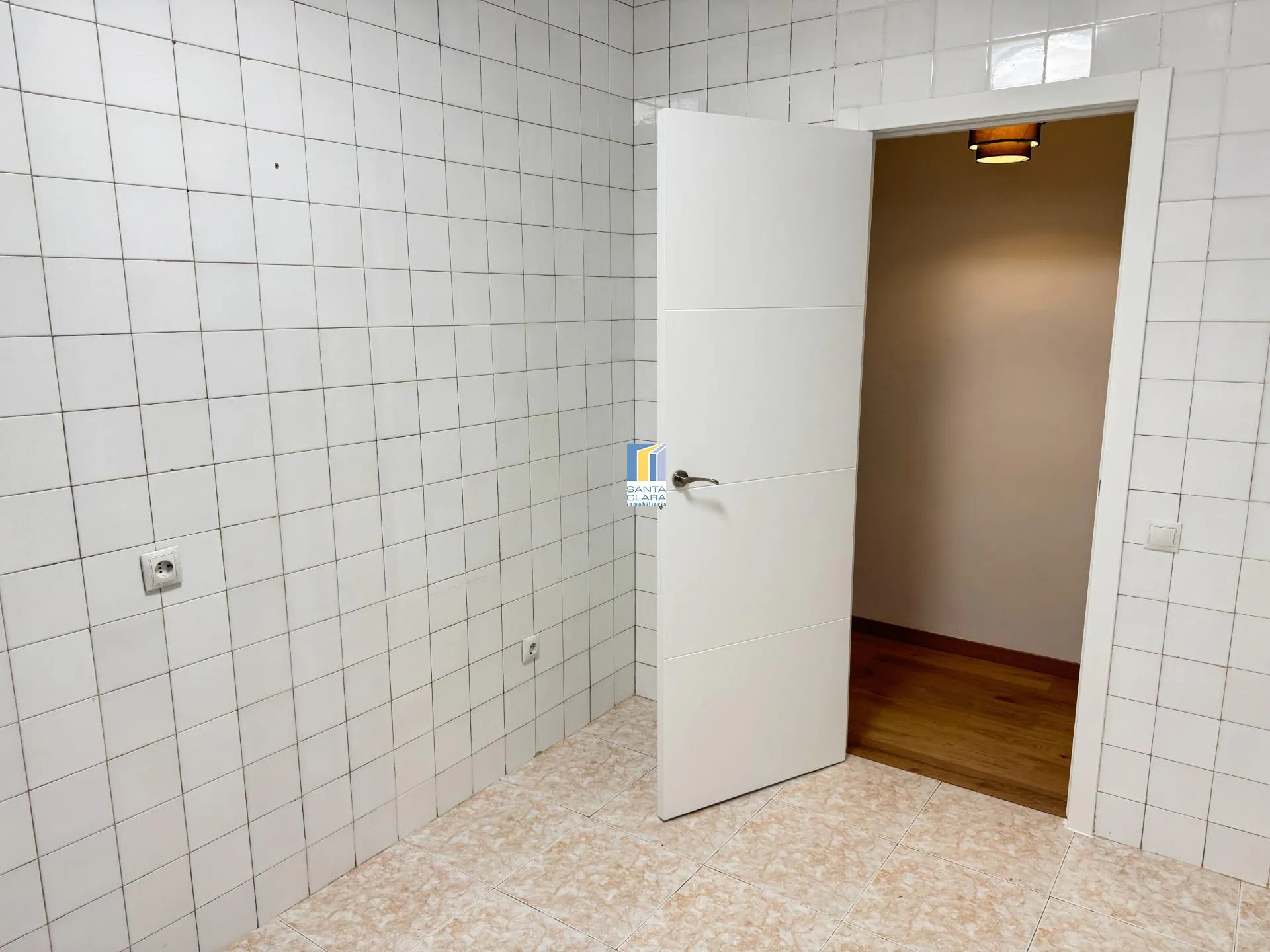 PISO EN VENTA CON 3 DORMITORIOS, TERRAZA Y GARAJE EN ZONA CANDELARIA, ZAMORA - Inmobiliaria Santa Clara en Zamora - Miniatura 9