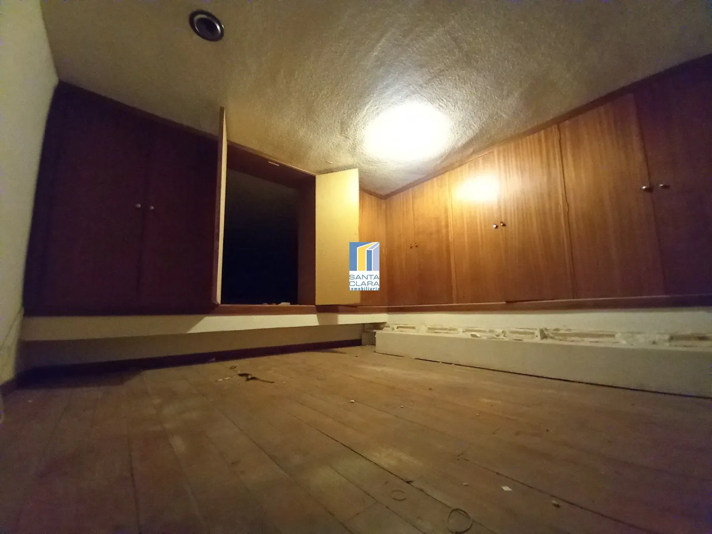 AMPLIO LOCAL COMERCIAL EN ALQUILER EN PLENO CENTRO DE ZAMORA - Inmobiliaria Santa Clara en Zamora - Miniatura 10