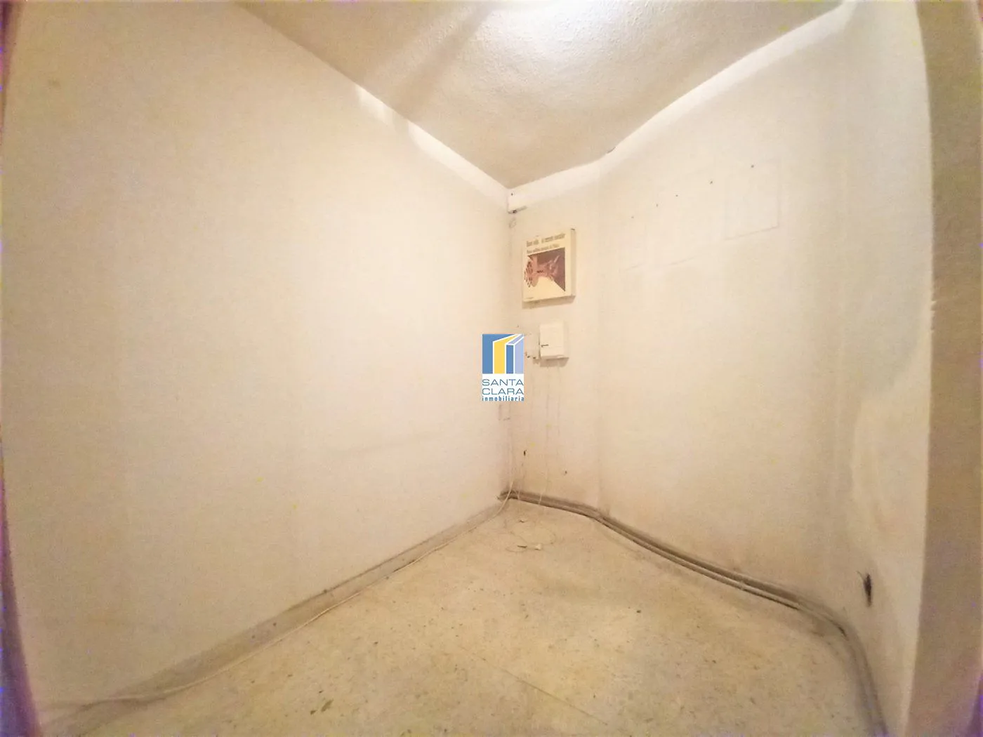 AMPLIO LOCAL COMERCIAL EN ALQUILER EN PLENO CENTRO DE ZAMORA - Inmobiliaria Santa Clara en Zamora - Miniatura 7