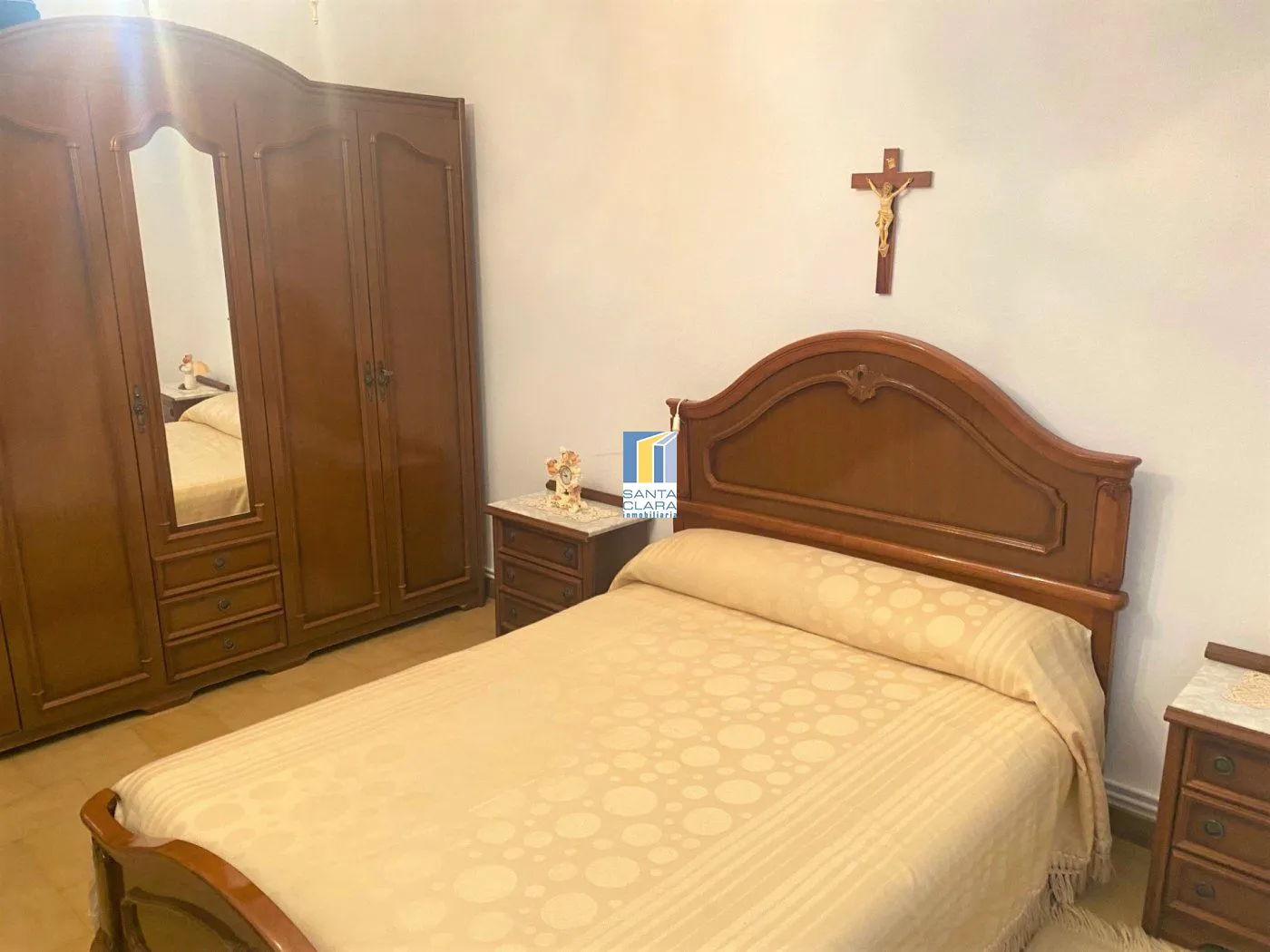 ¡OPORTUNIDAD ÚNICA! CASA CON 3 DORMITORIOS Y PARCELA DE 3.200 METROS EN EL PERDIGÓN - Inmobiliaria Santa Clara en Zamora - Miniatura 10