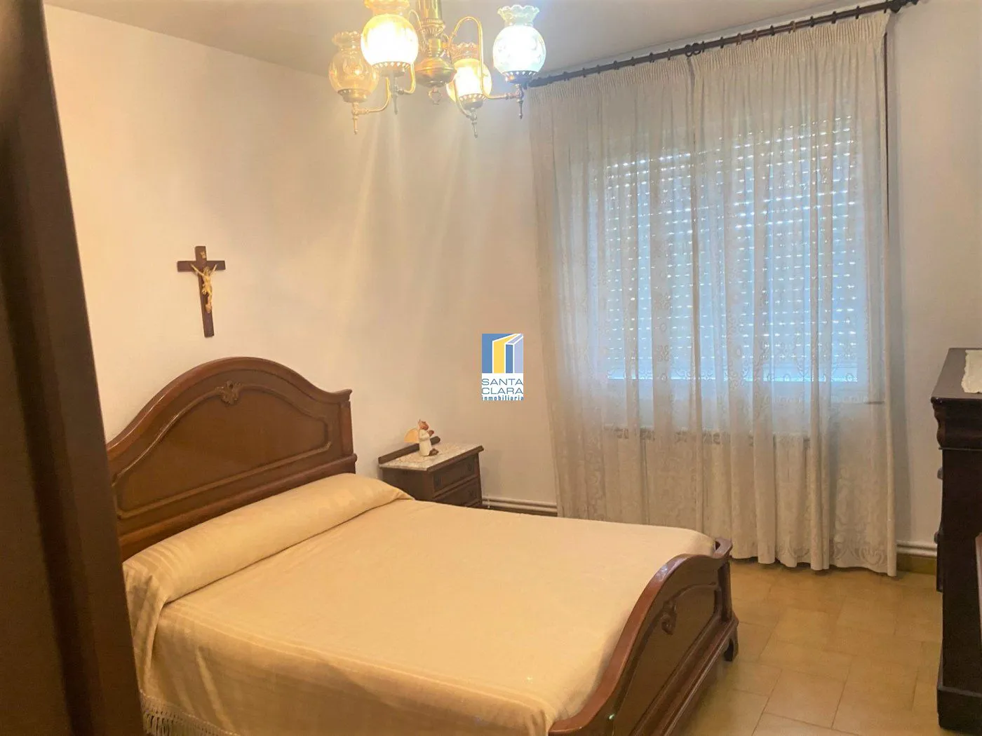 ¡OPORTUNIDAD ÚNICA! CASA CON 3 DORMITORIOS Y PARCELA DE 3.200 METROS EN EL PERDIGÓN - Inmobiliaria Santa Clara en Zamora - Miniatura 9