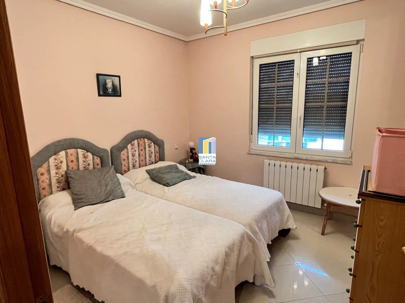 CHALET EN VENTA CON 5 DORMITORIOS, PISCINA, CANCHA DE TENIS Y JARDÍN EN CARRETERA CARRASCAL, ZAMORA. - Inmobiliaria Santa Clara en Zamora - Miniatura 14