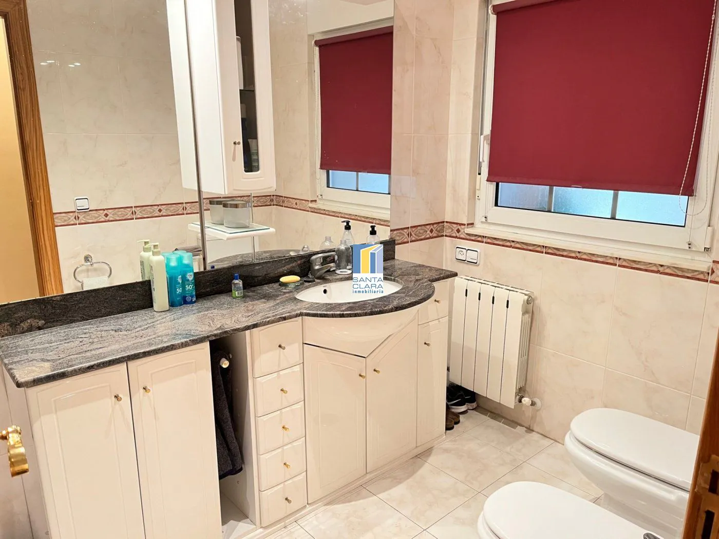 CHALET EN VENTA CON 5 DORMITORIOS, PISCINA, CANCHA DE TENIS Y JARDÍN EN CARRETERA CARRASCAL, ZAMORA. - Inmobiliaria Santa Clara en Zamora - Miniatura 21