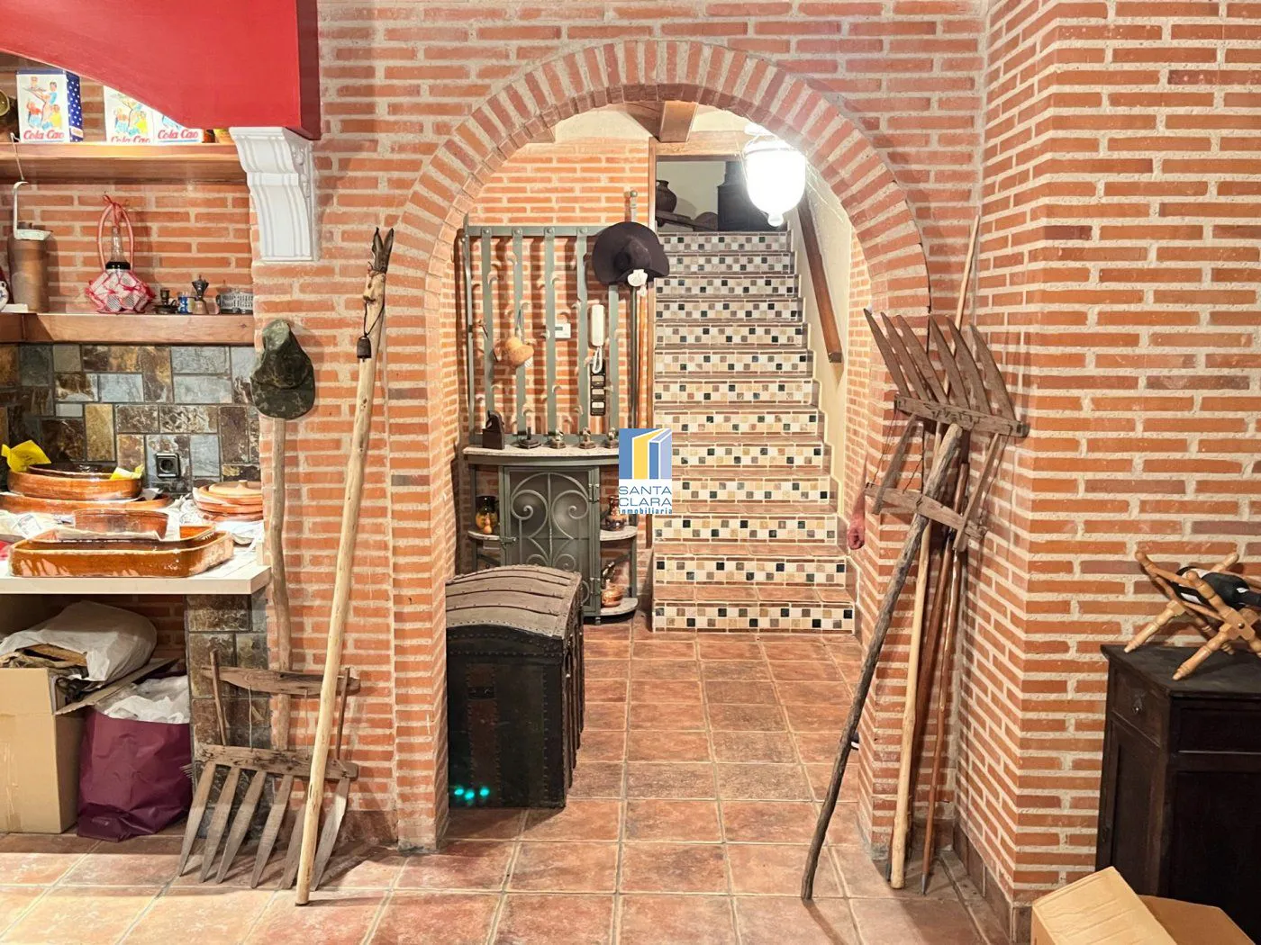 CHALET EN VENTA CON 5 DORMITORIOS, PISCINA, CANCHA DE TENIS Y JARDÍN EN CARRETERA CARRASCAL, ZAMORA. - Inmobiliaria Santa Clara en Zamora - Miniatura 31