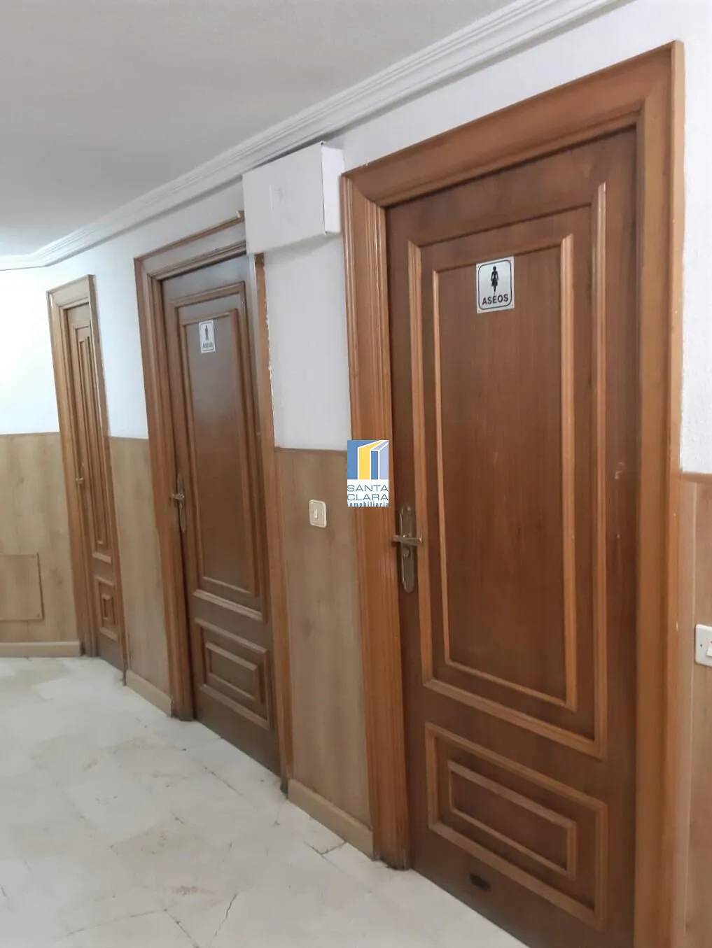 OFICINA EN VENTA CON VISTAS A LA CALLE EN AVENIDA TRES CRUCES, PLENO CENTRO DE ZAMORA - Inmobiliaria Santa Clara en Zamora - Miniatura 6