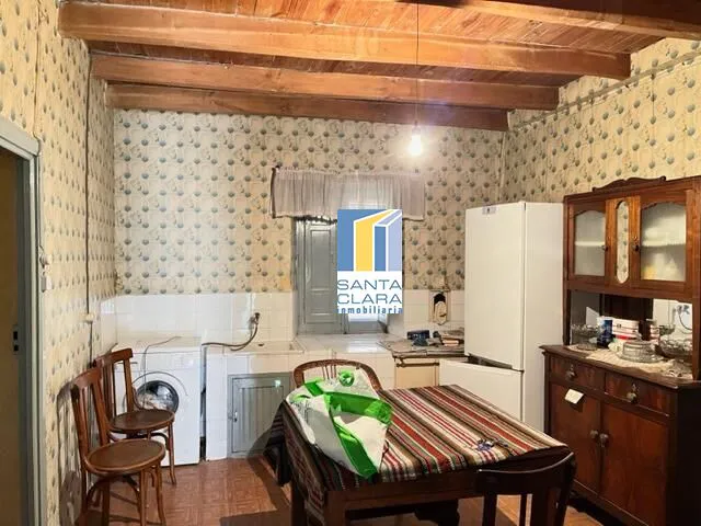 CASA EN VENTA DE 3 DORMITORIOS, PATIO Y COCHERA EN MANGANESES DE LA LAMPREANA, ZAMORA. - Inmobiliaria Santa Clara en Zamora - Miniatura 4