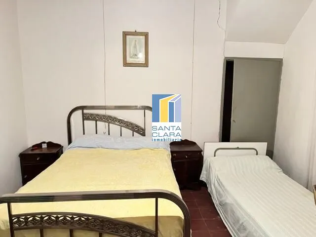 CASA EN VENTA DE 3 DORMITORIOS, PATIO Y COCHERA EN MANGANESES DE LA LAMPREANA, ZAMORA. - Inmobiliaria Santa Clara en Zamora - Miniatura 8