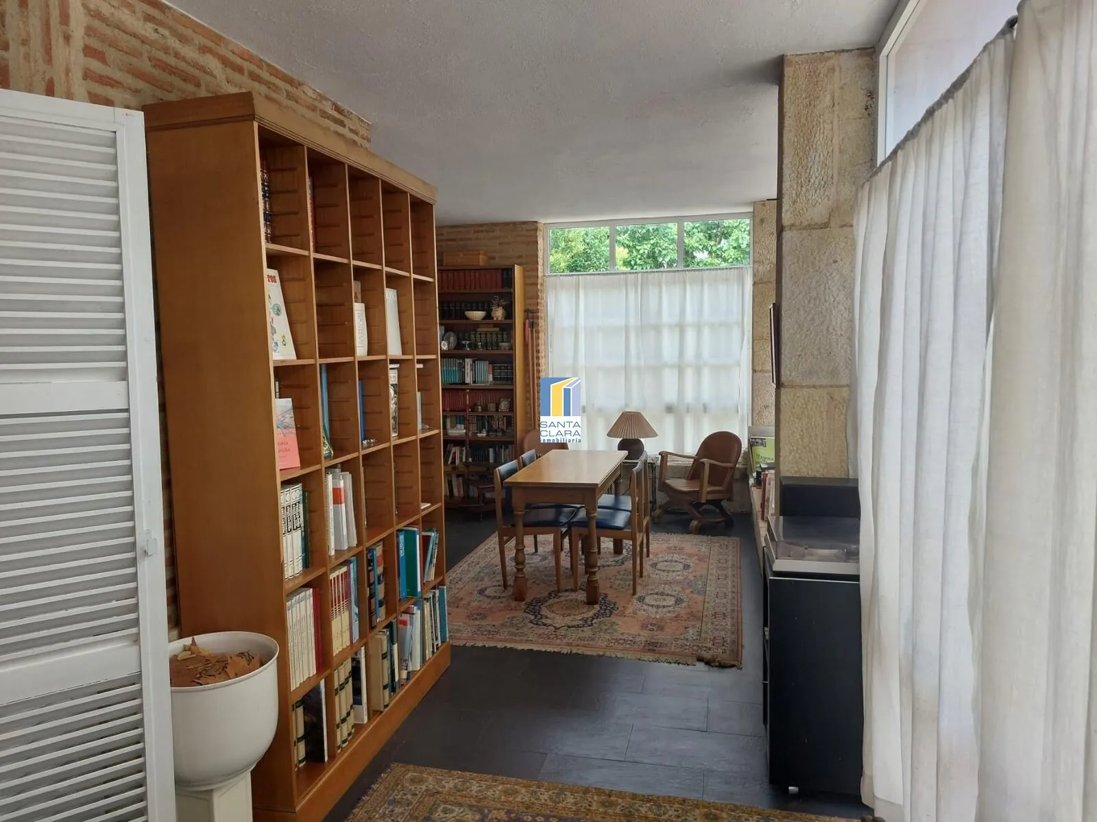 CASA EN VENTA DE 6 DORMITORIOS, 4 BAÑOS, JARDÍN Y GARAJE EN URB. LAS VILLAS, MORALES DEL VINO. - Inmobiliaria Santa Clara en Zamora - Miniatura 24