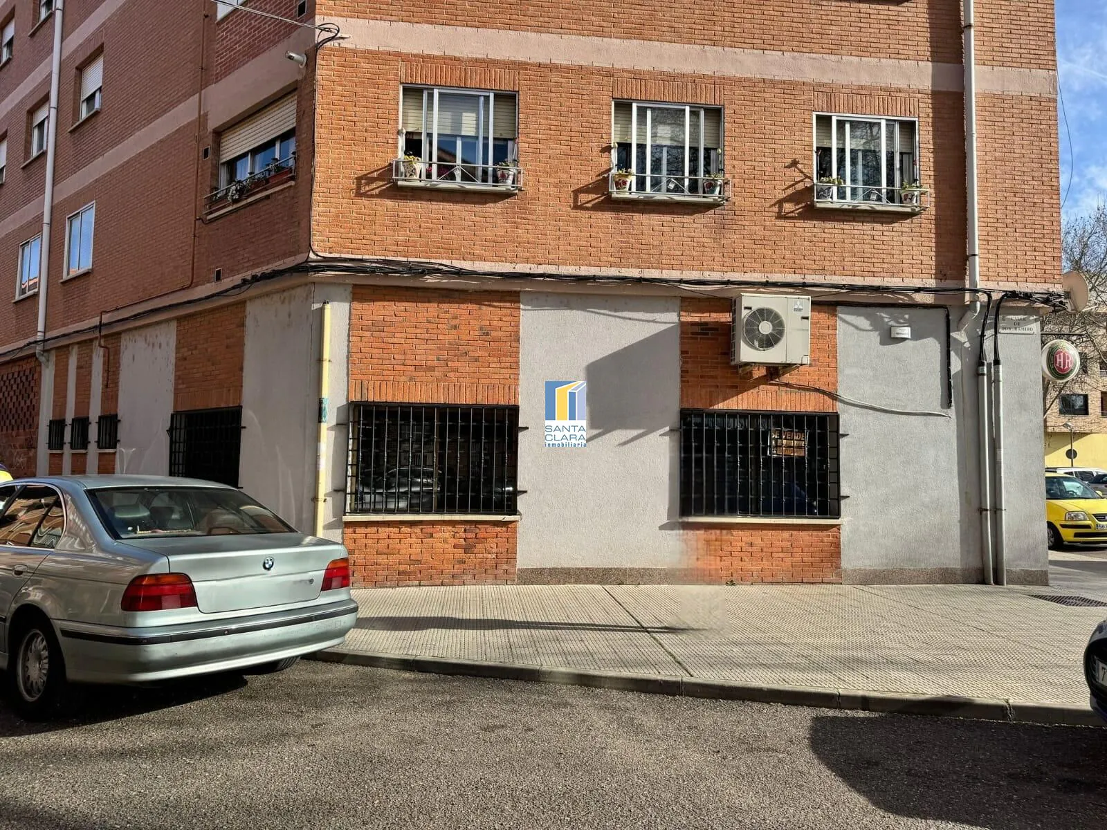 CAFÉ - BAR EN VENTA EN ZONA LAS VEGAS, JUNTO A LAS OFICINAS DE EMPLEO, ZAMORA CAPITAL. - Inmobiliaria Santa Clara en Zamora - Miniatura 14