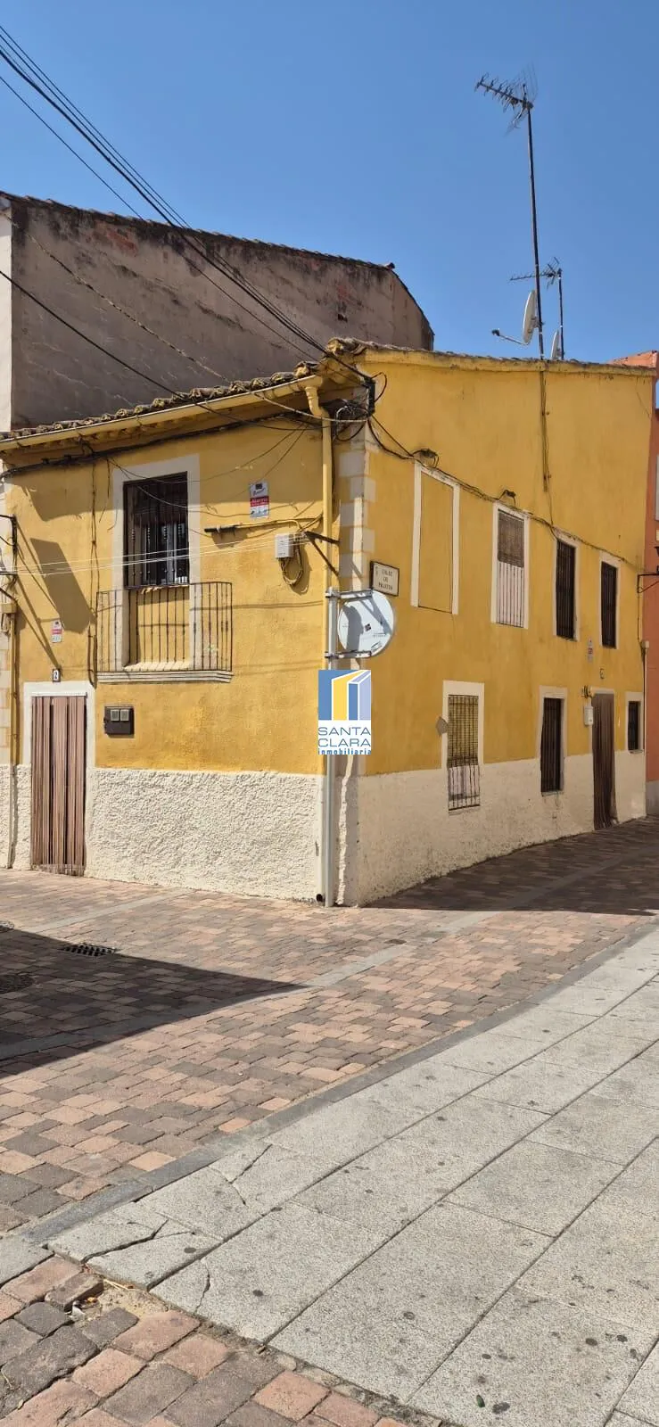 CASA EN VENTA DE DOS PLANTAS EN ZONA LA HORTA, ZAMORA. - Inmobiliaria Santa Clara en Zamora - Imagen 1