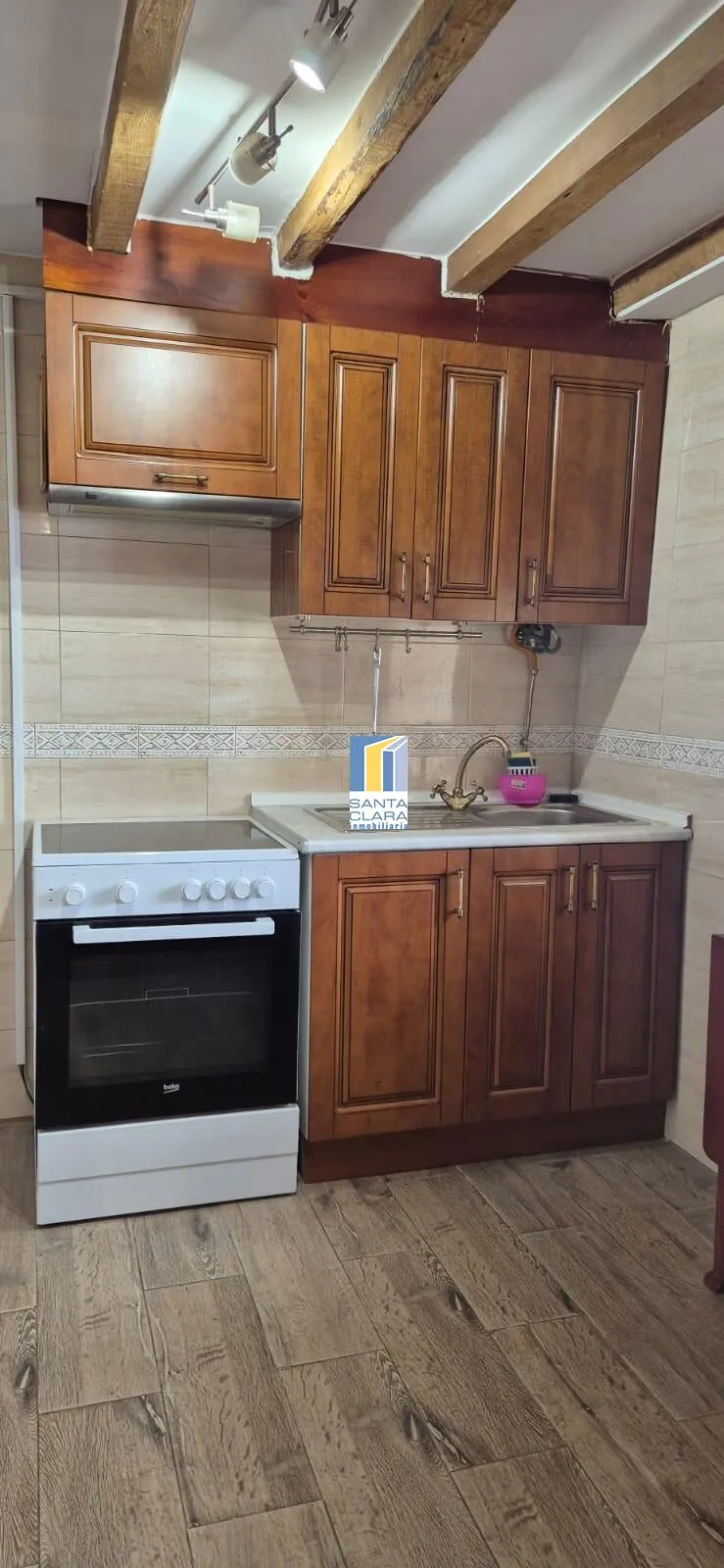 CASA EN VENTA DE DOS PLANTAS EN ZONA LA HORTA, ZAMORA. - Inmobiliaria Santa Clara en Zamora - Miniatura 11