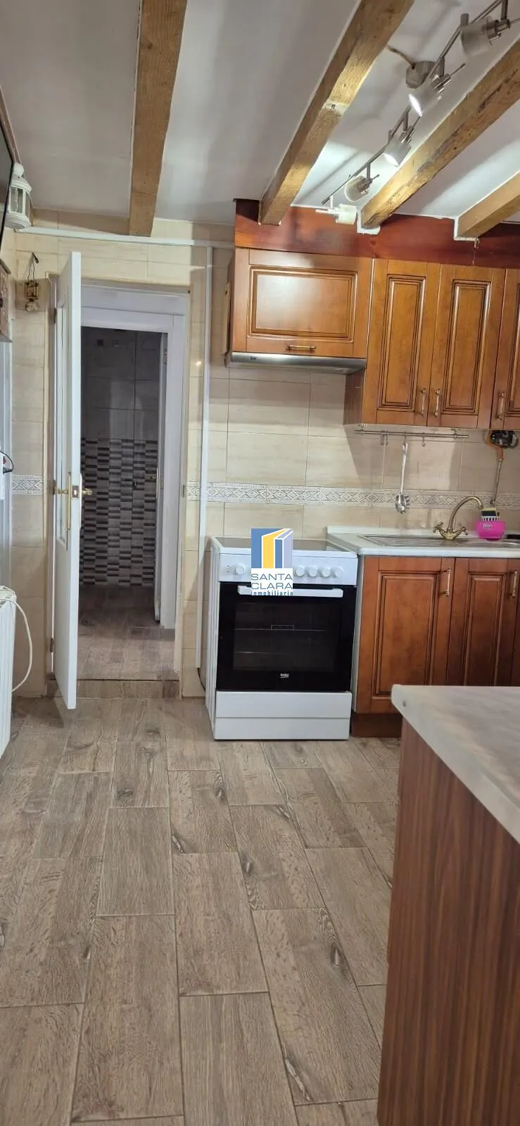 CASA EN VENTA DE DOS PLANTAS EN ZONA LA HORTA, ZAMORA. - Inmobiliaria Santa Clara en Zamora - Miniatura 12