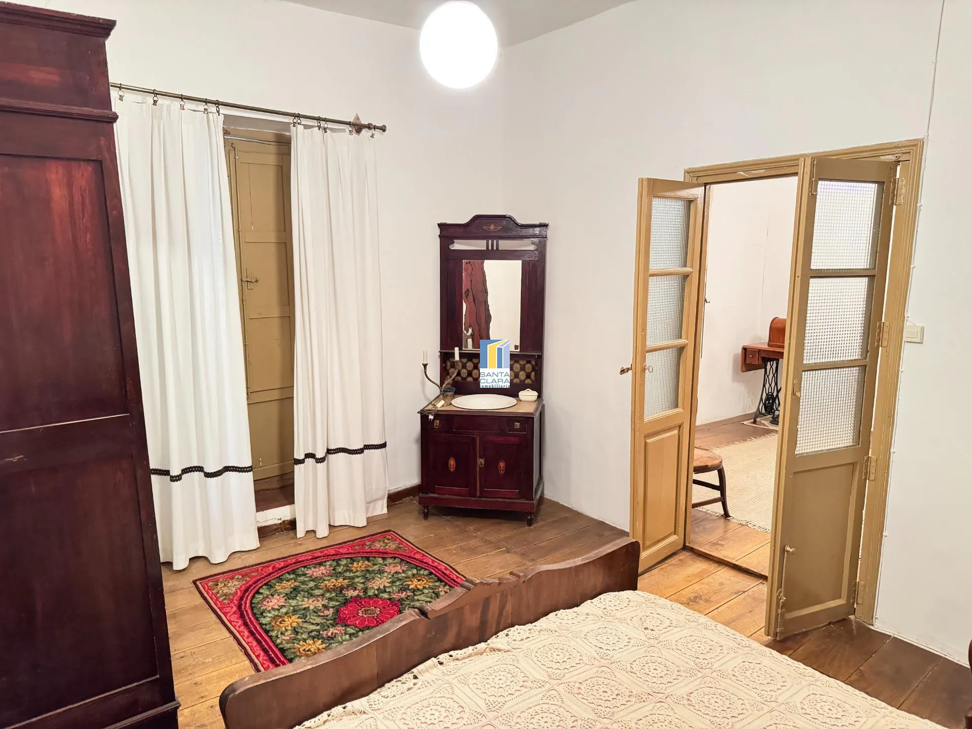 CASA EN VENTA DE 5 DORMITORIOS Y AMPLIO JARDÍN EN VILLALPANDO, ZAMORA. - Inmobiliaria Santa Clara en Zamora - Miniatura 13