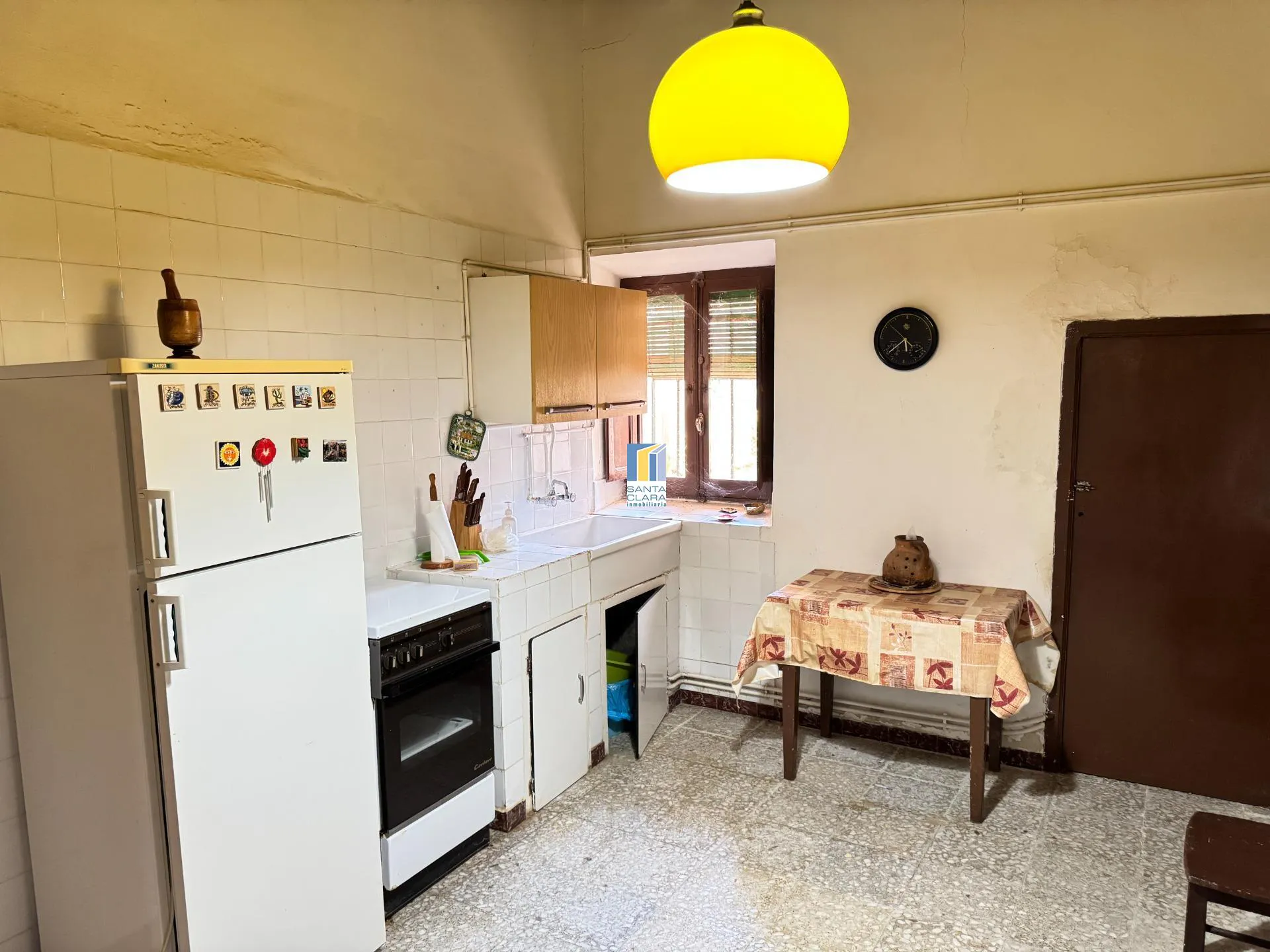 CASA EN VENTA DE 5 DORMITORIOS Y AMPLIO JARDÍN EN VILLALPANDO, ZAMORA. - Inmobiliaria Santa Clara en Zamora - Miniatura 21