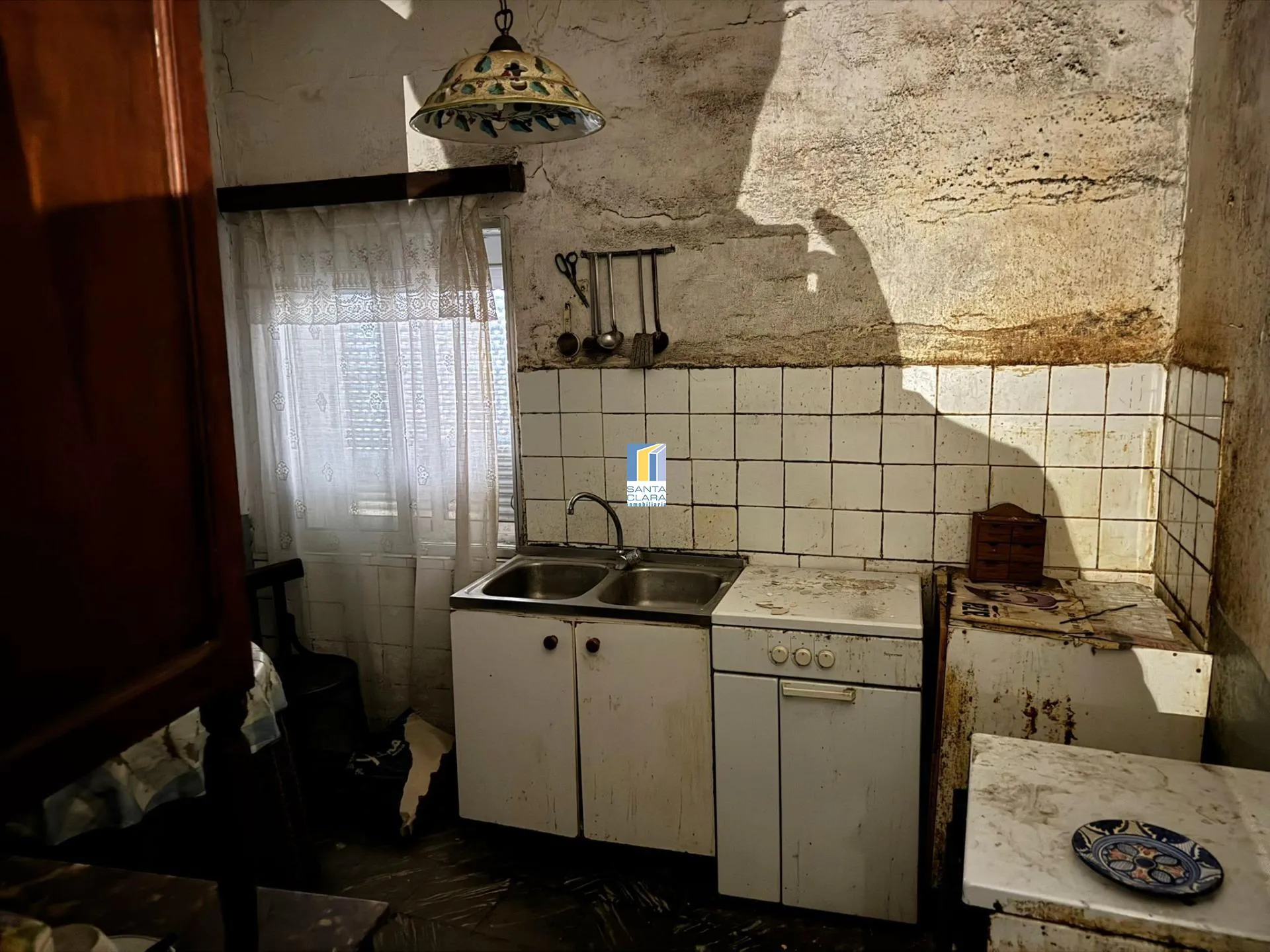 CASA EN VENTA PARA REHABILITAR DE DOS PLANTAS EN ZONA LAS VEGAS, ZAMORA. - Inmobiliaria Santa Clara en Zamora - Miniatura 7