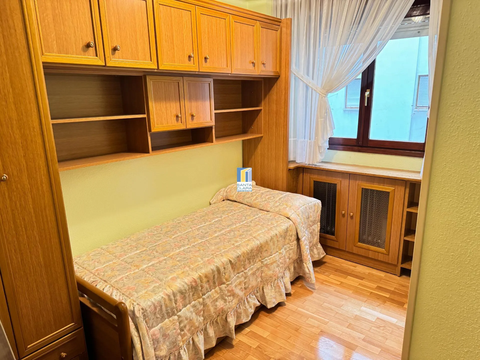 PISO EN VENTA CON 2 DORMITORIOS, GARAJE Y TRASTERO EN ZONA PANTOJA, JUNTO A TRES CRUCES, ZAMORA - Inmobiliaria Santa Clara en Zamora - Miniatura 13