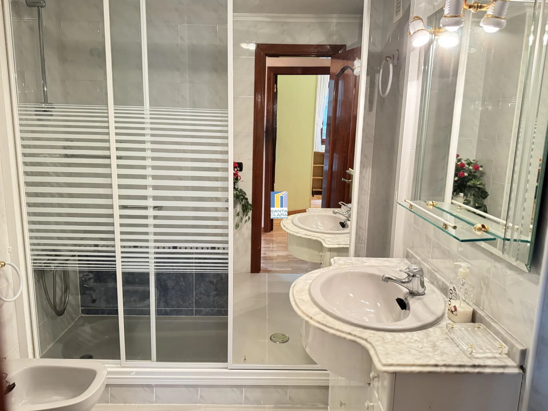 PISO EN VENTA CON 2 DORMITORIOS, GARAJE Y TRASTERO EN ZONA PANTOJA, JUNTO A TRES CRUCES, ZAMORA - Inmobiliaria Santa Clara en Zamora - Miniatura 15