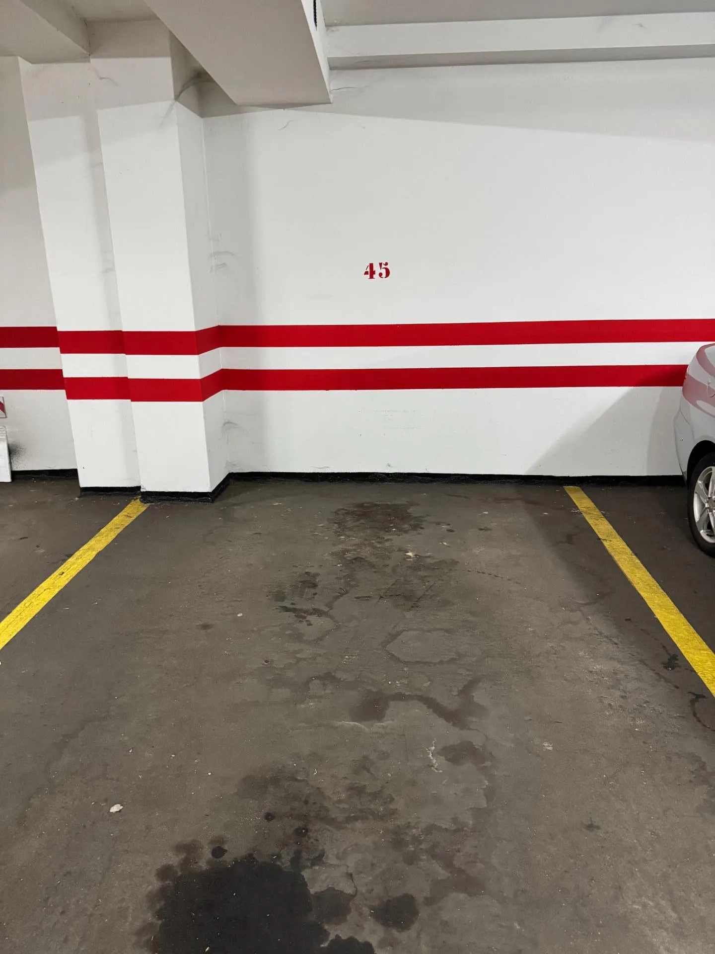 PISO EN VENTA CON 2 DORMITORIOS, GARAJE Y TRASTERO EN ZONA PANTOJA, JUNTO A TRES CRUCES, ZAMORA - Inmobiliaria Santa Clara en Zamora - Miniatura 17