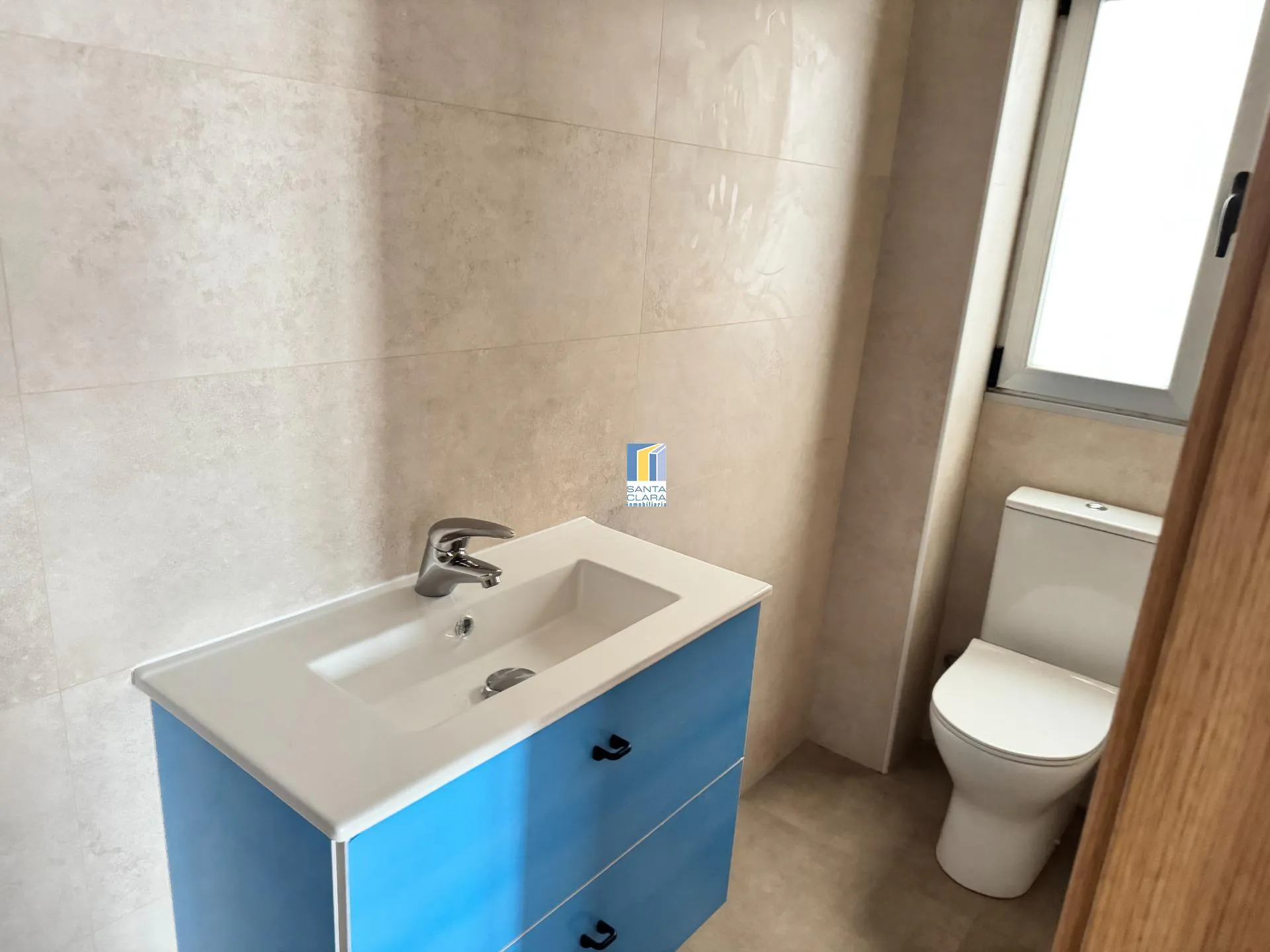 PISO EN VENTA REFORMADO CON 2 DORMITORIOS EN ZONA LA VEGA-OTERUELO, LEÓN. - Inmobiliaria Santa Clara en Zamora - Miniatura 10