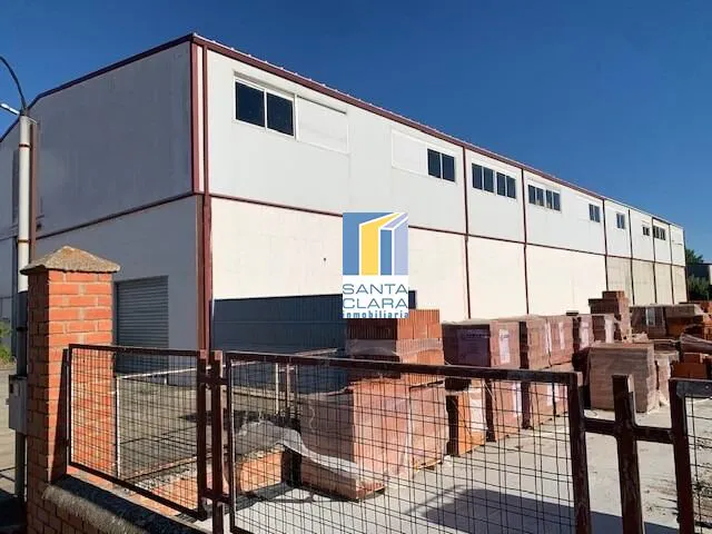 NAVE INDUSTRIAL EN VENTA O ALQUILER EN EL POLÍGONO INDUSTRIAL CAMPO DE LA AVIACIÓN DE CORESES, ZAMORA. - Inmobiliaria Santa Clara en Zamora - Miniatura 7