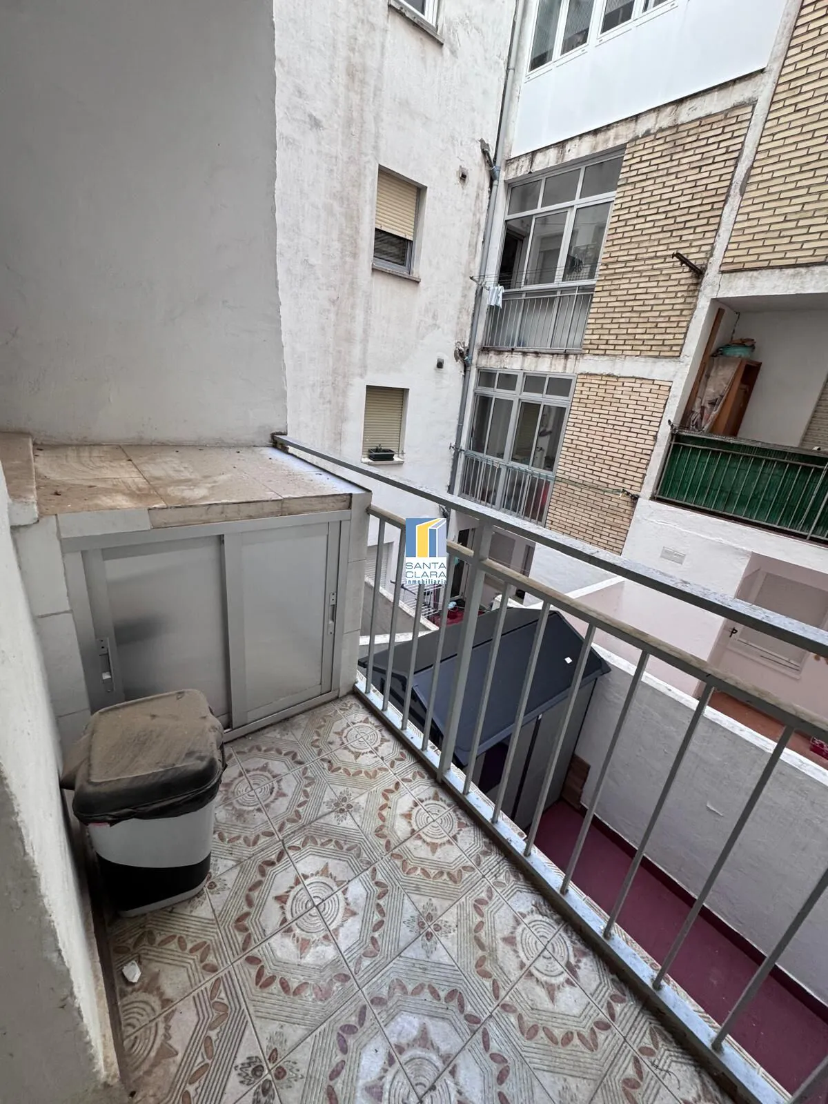 PISO EN ALQUILER CON 3 DORMITORIOS Y PLAZA DE GARAJE JUNTO A TRES CRUCES, ZAMORA - Inmobiliaria Santa Clara en Zamora - Miniatura 9