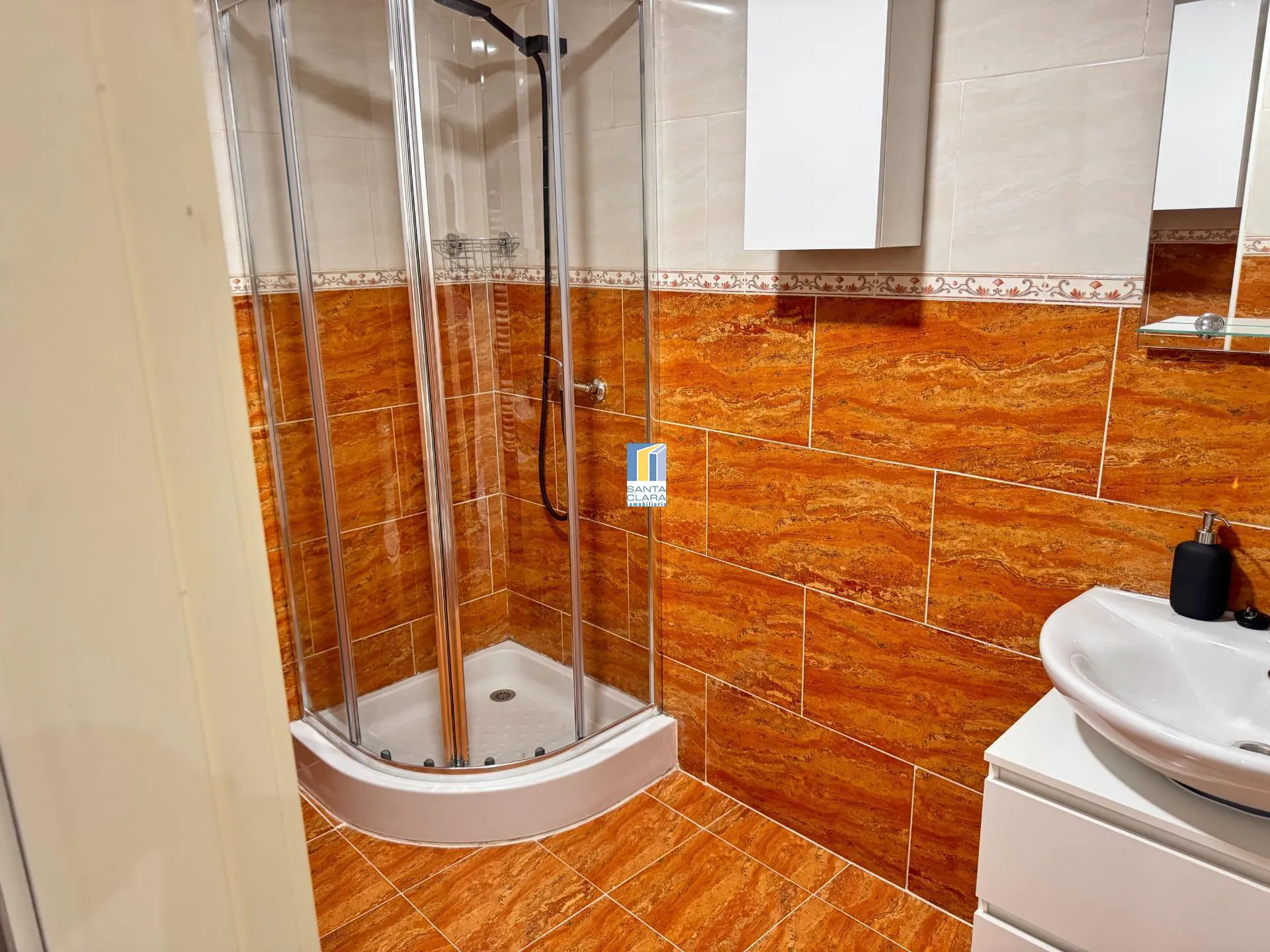 PISO EN ALQUILER DE 2 DORMITORIOS , 2 BAÑOS Y PLAZA DE GARAJE EN ZONA SEPULCRO, ZAMORA. - Inmobiliaria Santa Clara en Zamora - Miniatura 12