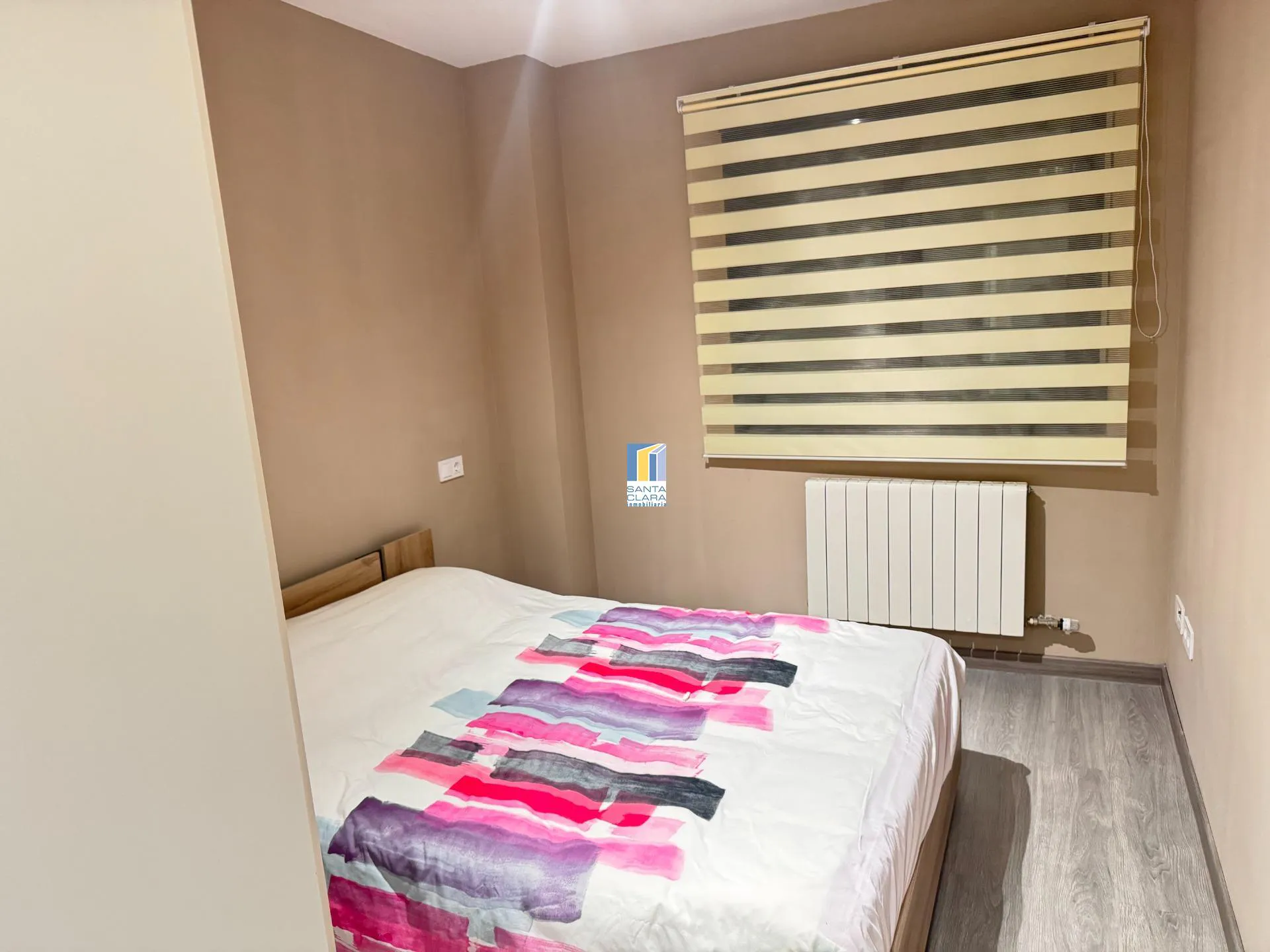 PISO EN ALQUILER DE 2 DORMITORIOS , 2 BAÑOS Y PLAZA DE GARAJE EN ZONA SEPULCRO, ZAMORA. - Inmobiliaria Santa Clara en Zamora - Miniatura 8