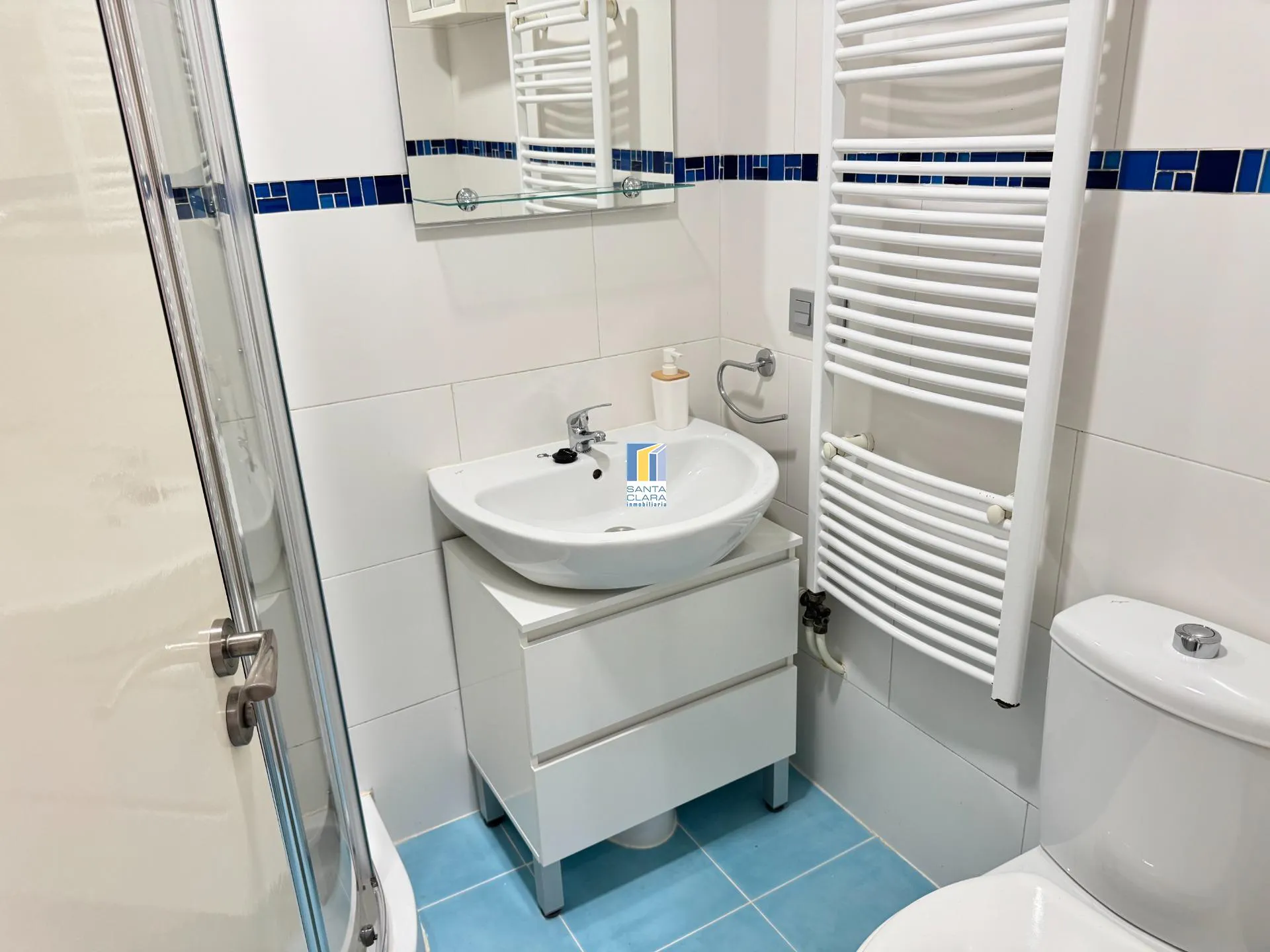 PISO EN ALQUILER DE 2 DORMITORIOS , 2 BAÑOS Y PLAZA DE GARAJE EN ZONA SEPULCRO, ZAMORA. - Inmobiliaria Santa Clara en Zamora - Miniatura 9