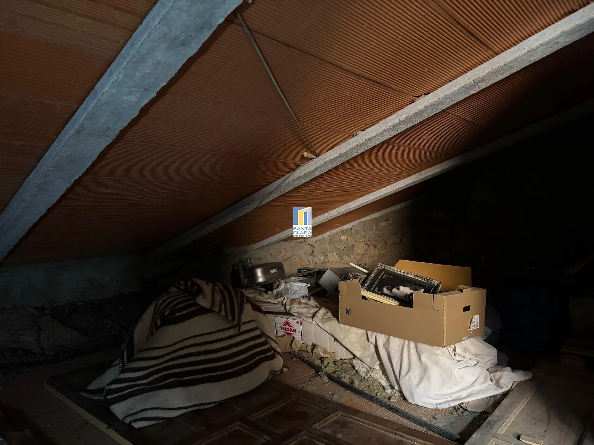 CASA EN VENTA CON 3 DORMITORIOS, 2 BAÑOS, AMPLIO PATIO MERENDERO Y GARAJE DOBLE EN ENTRALA (ZAMORA) - Inmobiliaria Santa Clara en Zamora - Miniatura 18