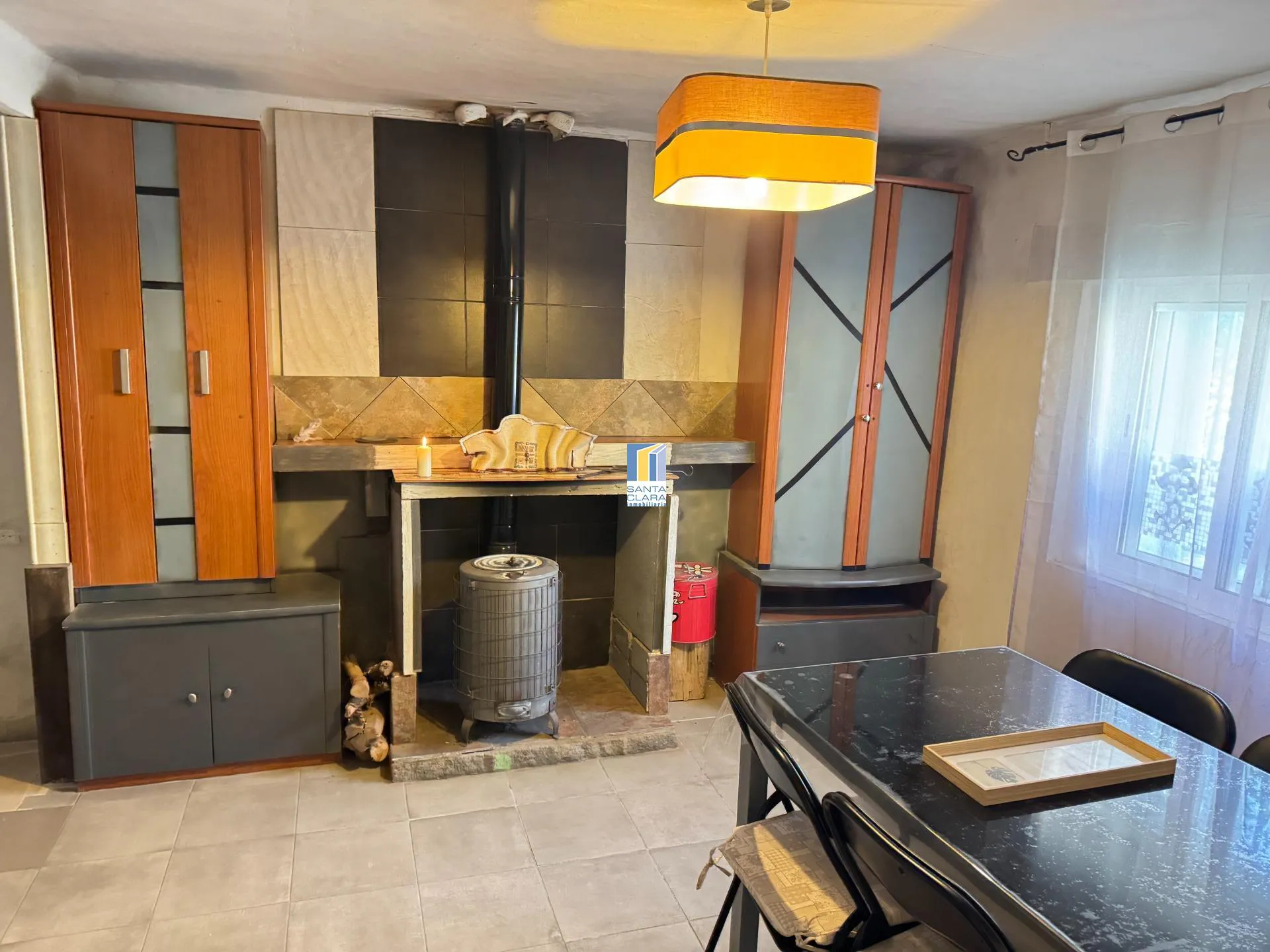 CASA EN VENTA CON 3 DORMITORIOS, 2 BAÑOS, AMPLIO PATIO MERENDERO Y GARAJE DOBLE EN ENTRALA (ZAMORA) - Inmobiliaria Santa Clara en Zamora - Miniatura 4