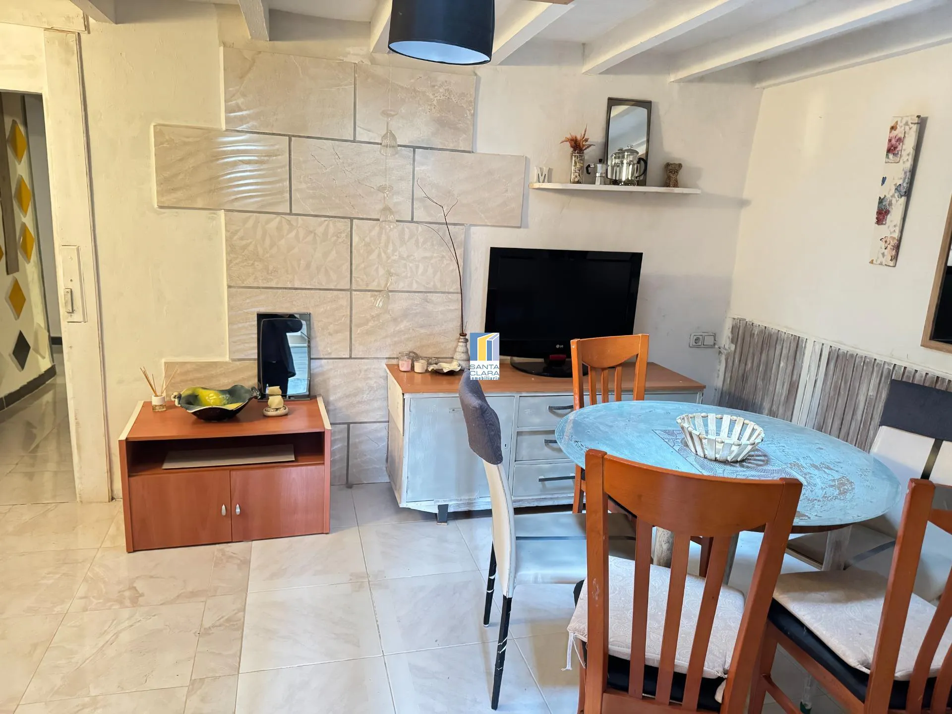 CASA EN VENTA CON 3 DORMITORIOS, 2 BAÑOS, AMPLIO PATIO MERENDERO Y GARAJE DOBLE EN ENTRALA (ZAMORA) - Inmobiliaria Santa Clara en Zamora - Miniatura 9