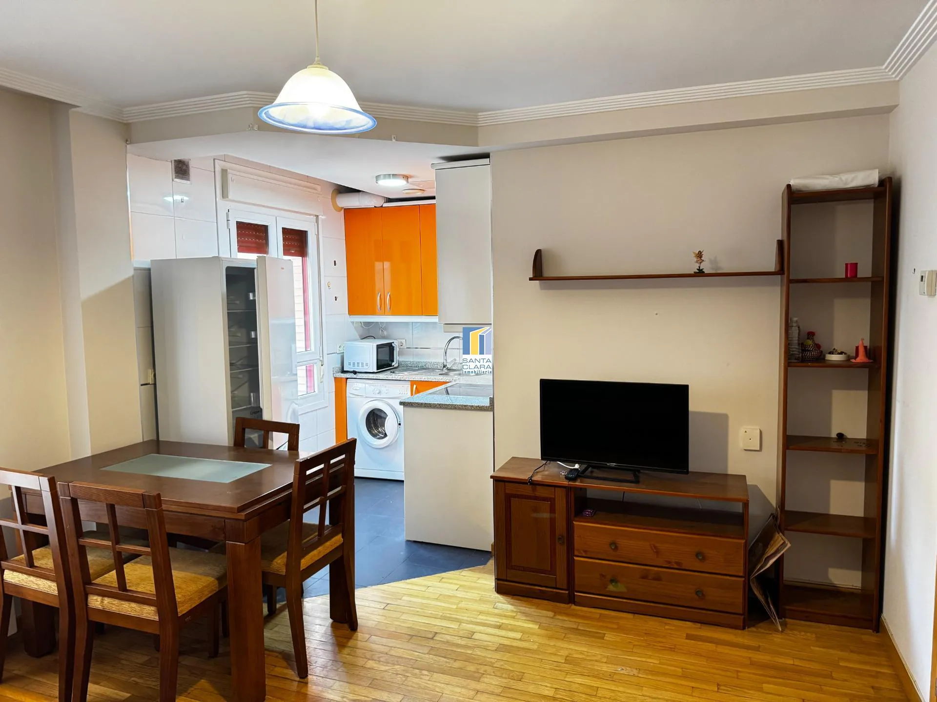 APARTAMENTO EN VENTA JUNTO A TRES CRUCES, ZAMORA. - Inmobiliaria Santa Clara en Zamora - Miniatura 2