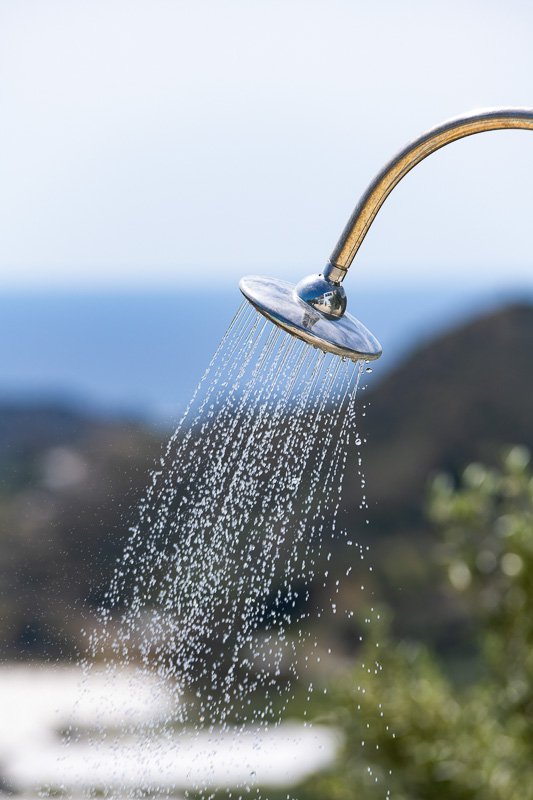 Sarakinas Residence, shower