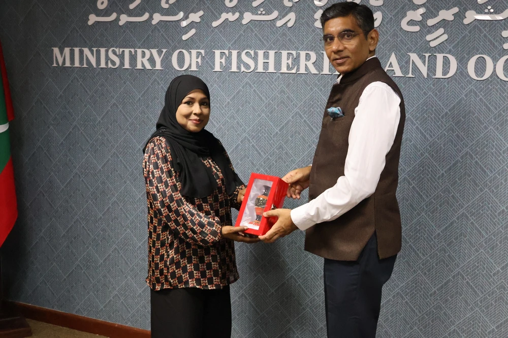 photo for އިޙްތިރާމުގެ ޒިޔާރަތެއް މިއަދު ކުރެއްވުން