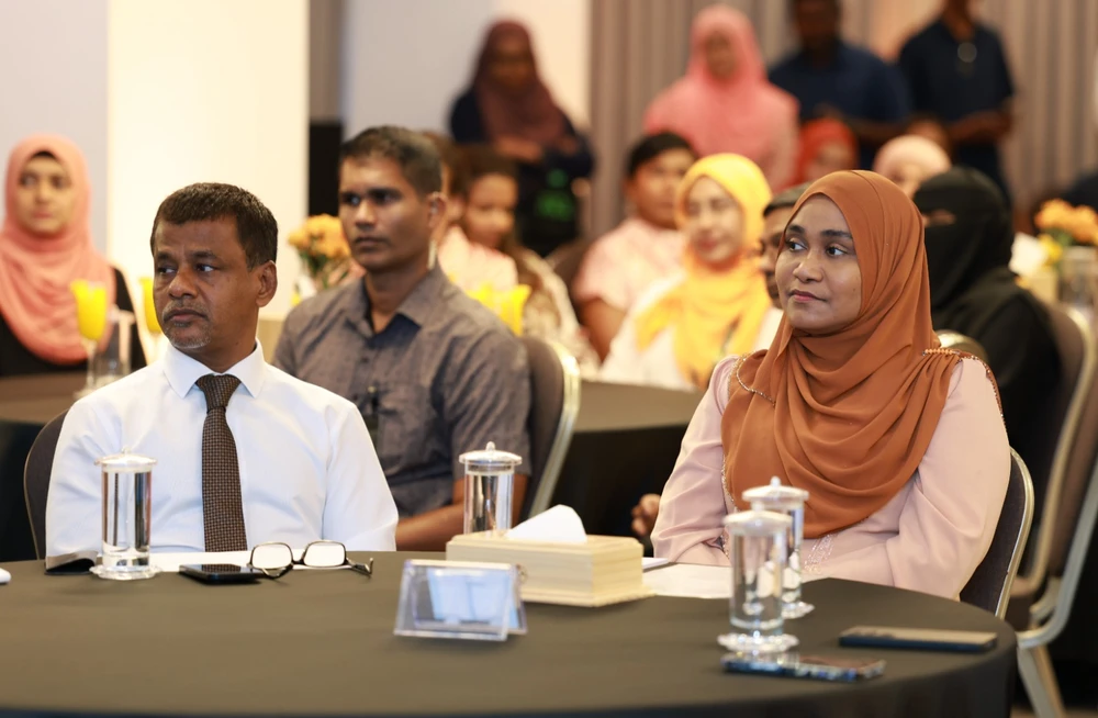 photo for ވޯލްޑް ޕޭޝަންޓް ސޭފްޓީ ދުވަހުގެ ރަސްމީ ޖަލްސާ ފަސްޓް ލޭޑީ ޝަރަފުވެރިކޮށްދެއްވައިފި