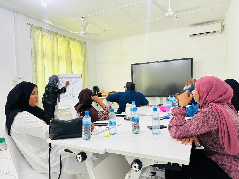 photo for  ގާލްސް ރިފްރެޝަރ ޓްރެއިނިންގ ޕްރޮގްރާމް ފަށައިފި 