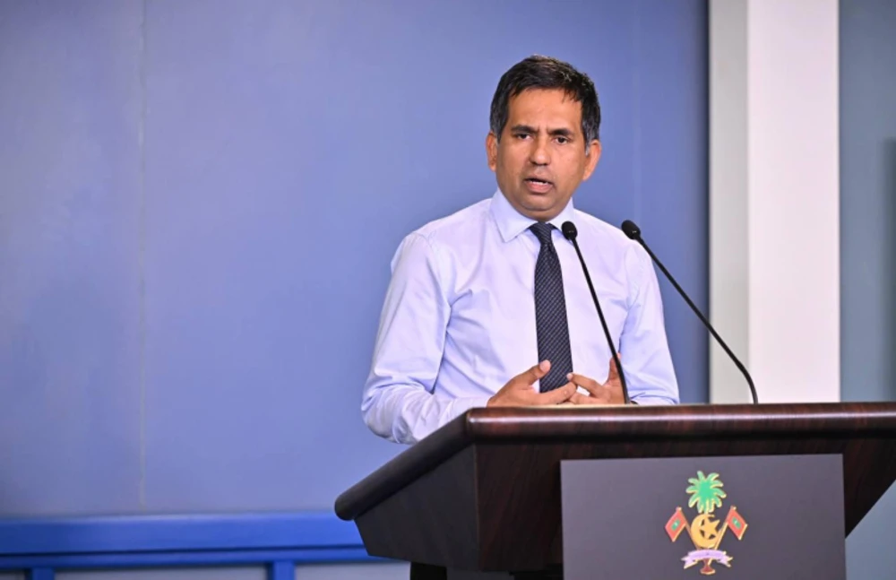 photo for އޭޝިއަން ޑިވެލޮޕްމެންޓް ބޭންކާއެކު ޢިޤްތިޞާދީ ވުޒާރާއިން މުހިންމު ބައްދަލުވުމެއް ބާއްވައިފި