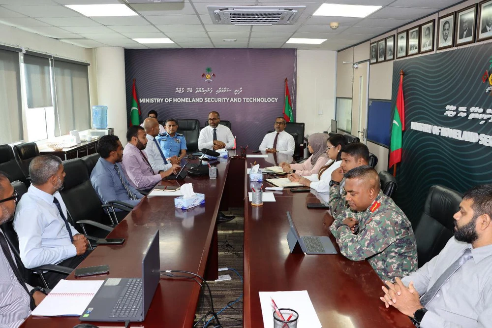 photo for ކުއްލި ހާލަތްތަކުގައި ރައްޔިތުންނަށް ލުއި ފަސޭހަކޮށް އެއް ނަބަރަކުން ޙިދުމަތް ފޯރުކޮށްދެނީ